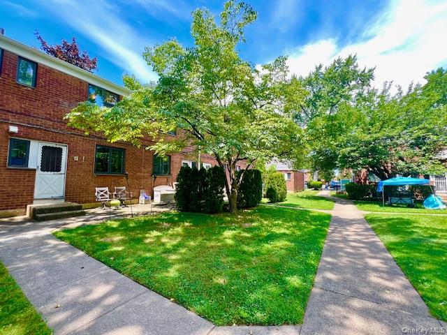 #2 photo, 220-34 67 Avenue, クイーンズ区 Bayside , NY 11364