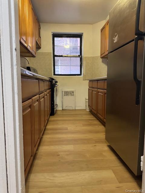 #3 photo, 44-16 Macnish Street, クイーンズ区 Elmhurst , NY 11373