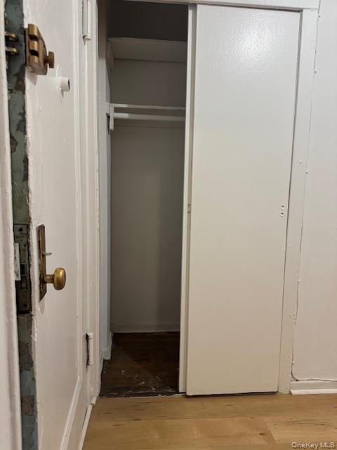 #7 photo, 44-16 Macnish Street, クイーンズ区 Elmhurst , NY 11373