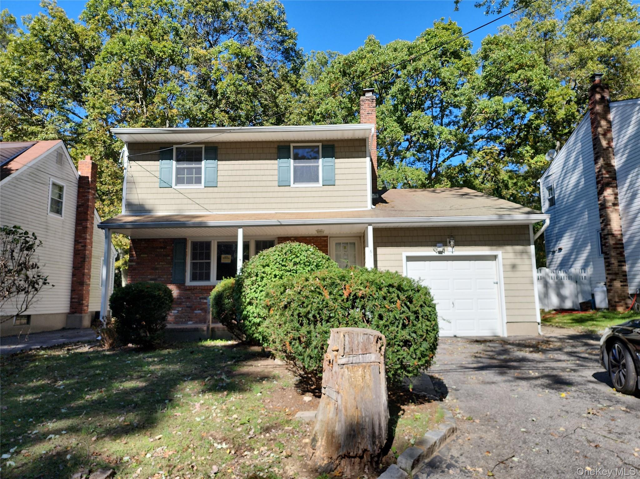 #2 photo, 61 Pleasant Street, Huntington , NY 11743