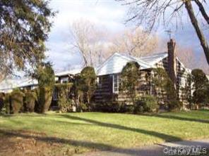 #1 photo, 873 Custer St, ナッソー郡 Valley Stream , NY 11580