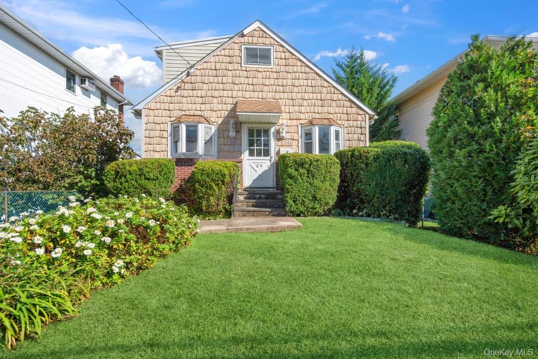 #2 photo, 24 Hickory Road, ナッソー郡 Port Washington , NY 11050