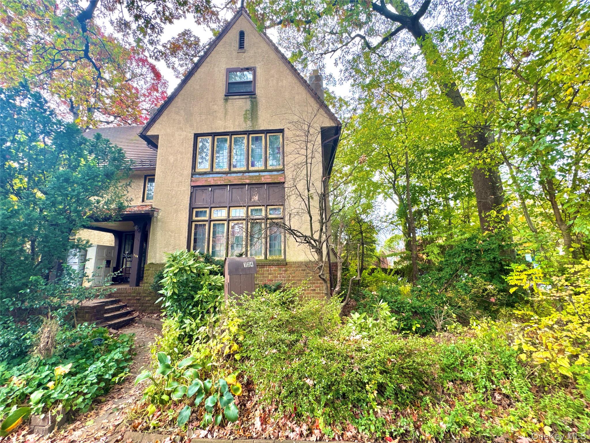 #1 photo, 134 (71st)  Continental Avenue, Forest Hills , NY 11375