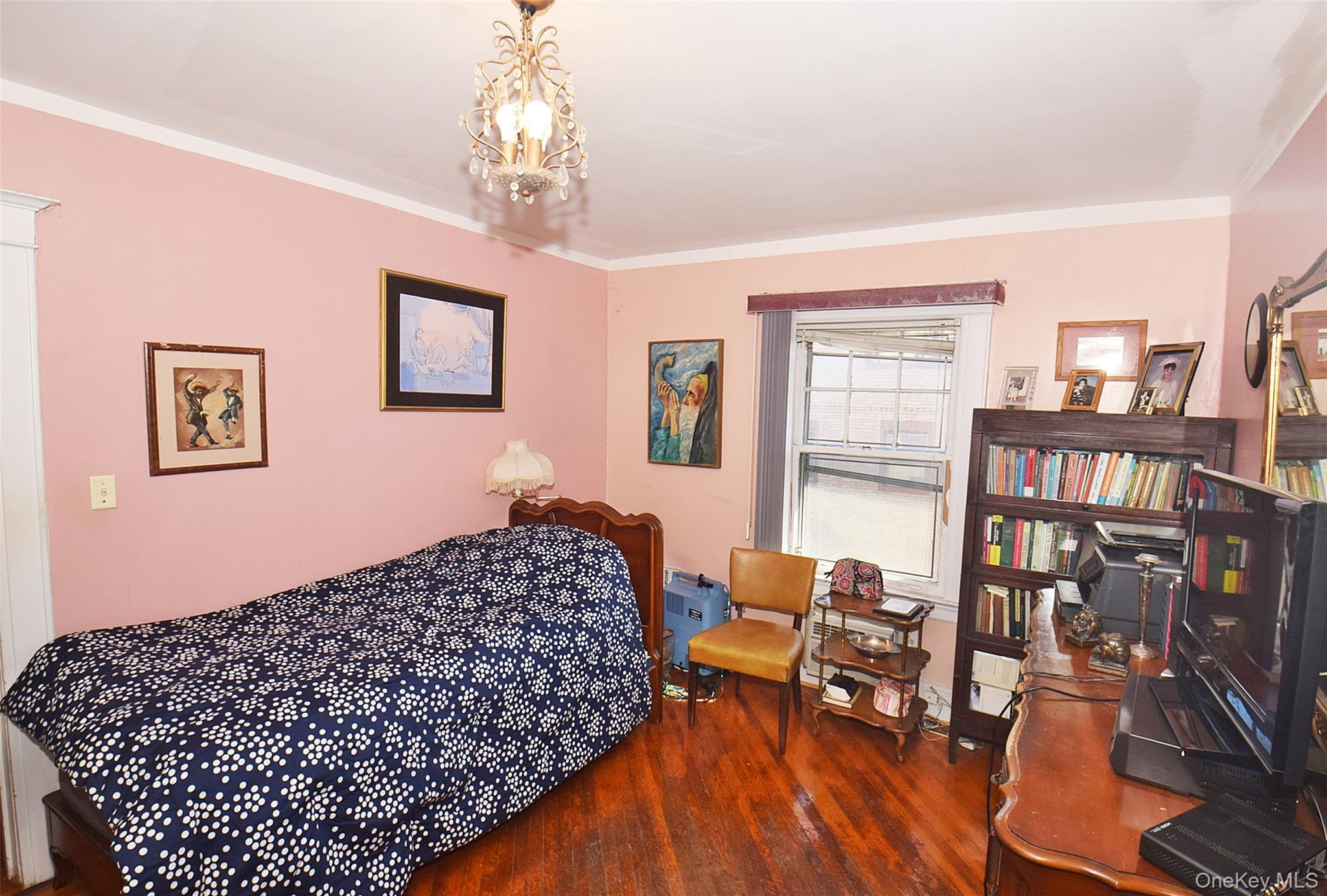 #15 photo, 83-28 Abingdon Road, クイーンズ区 Kew Gardens , NY 11415