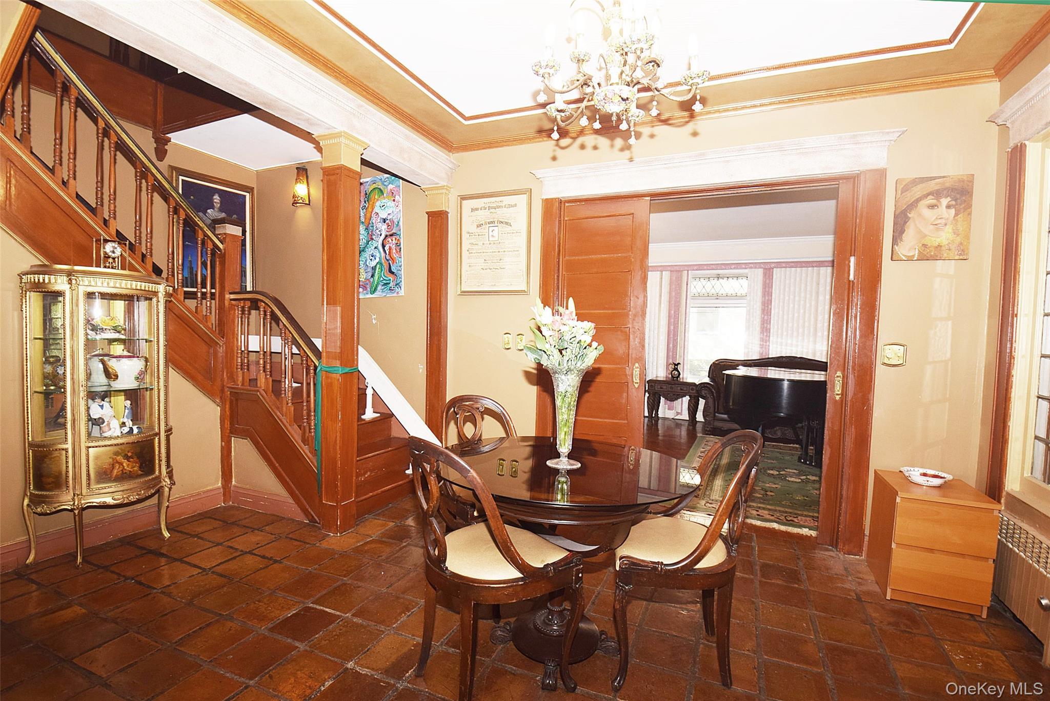 #2 photo, 83-28 Abingdon Road, クイーンズ区 Kew Gardens , NY 11415