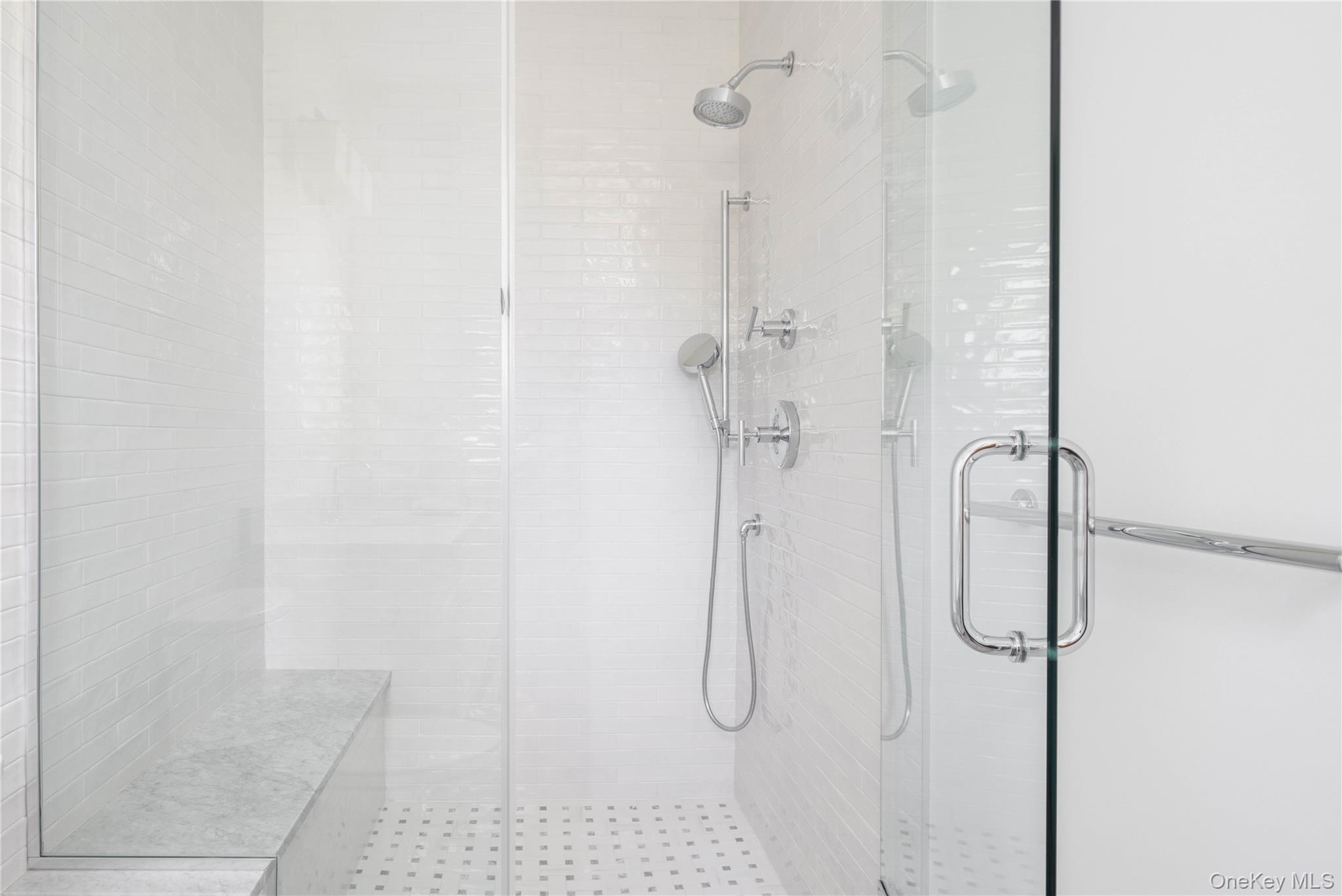 #15 photo, 100 Griffing Avenue, サフォーク郡 Westhampton Beach , NY 11978