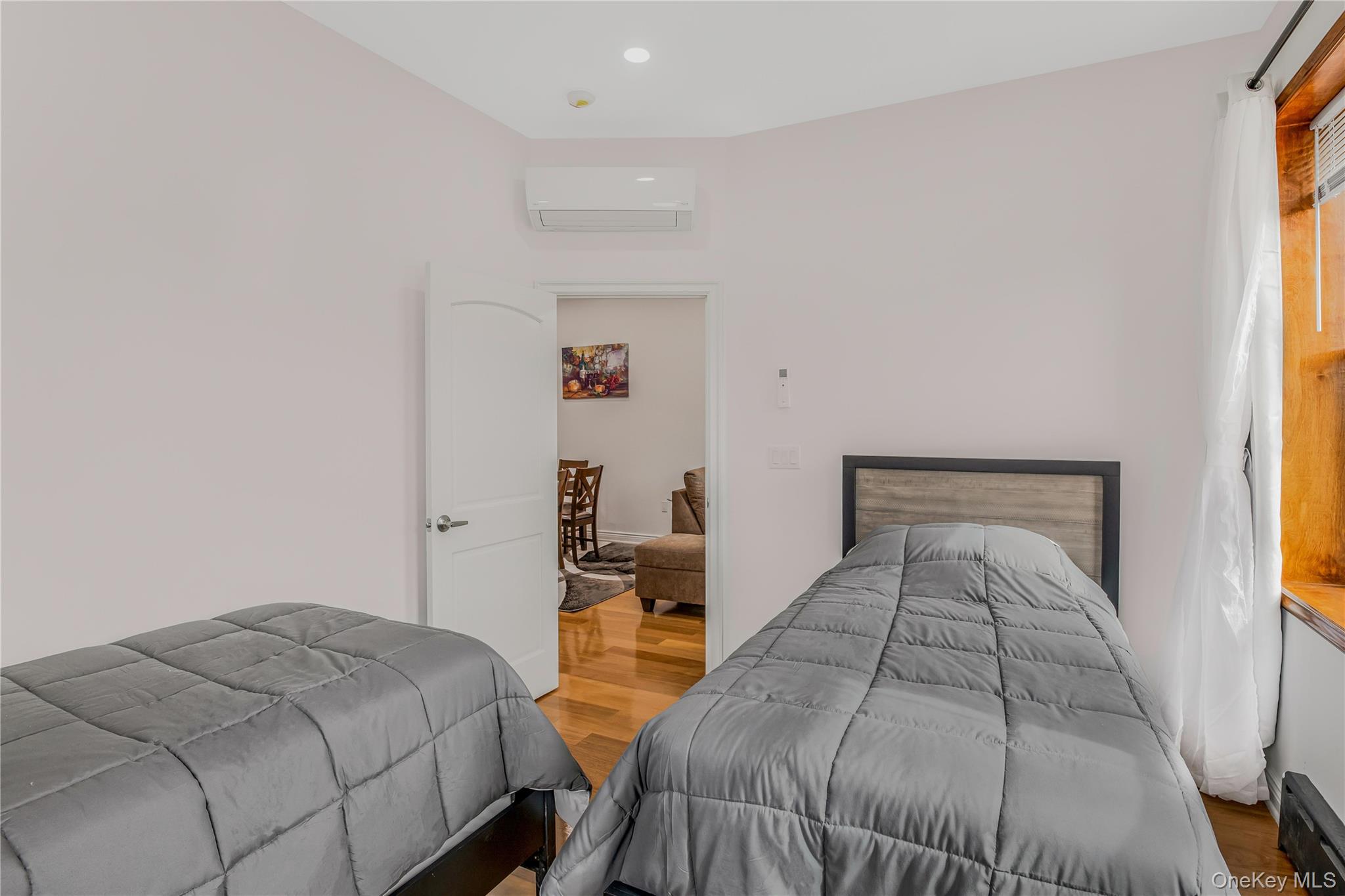 #12 photo, 43-47 44th Street, Sunnyside , NY 11104