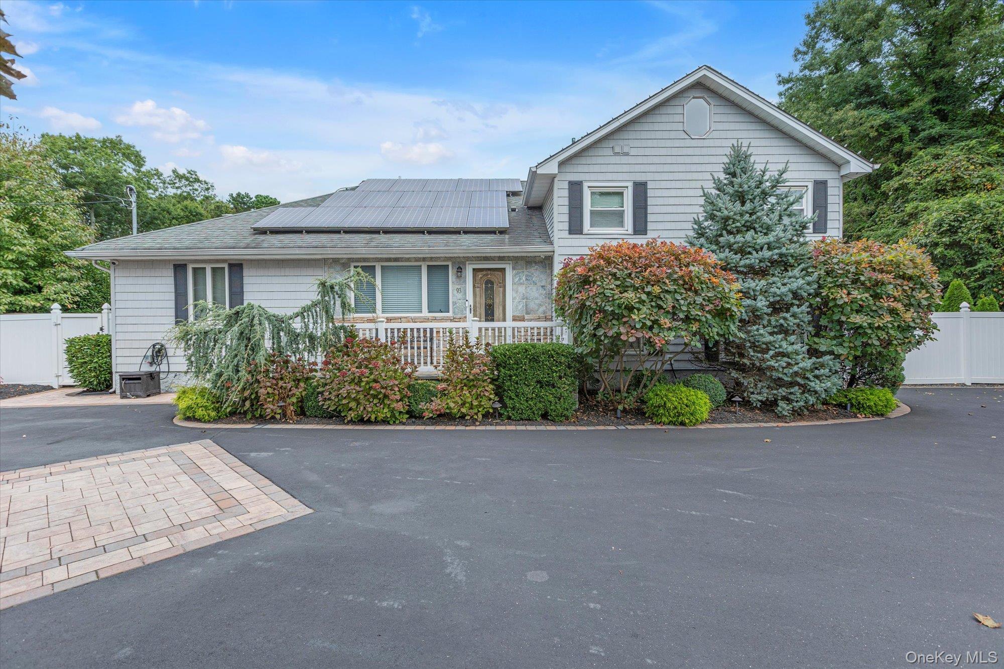 #1 photo, 93 Gibbs Pond Road, サフォーク郡 Nesconset , NY 11767