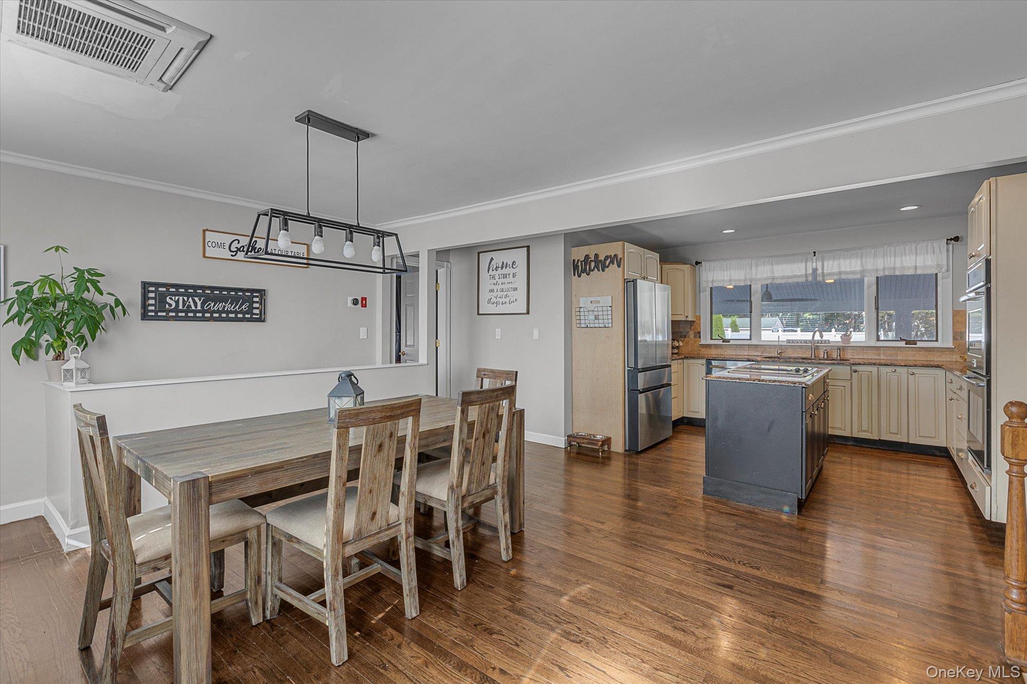 #4 photo, 93 Gibbs Pond Road, サフォーク郡 Nesconset , NY 11767