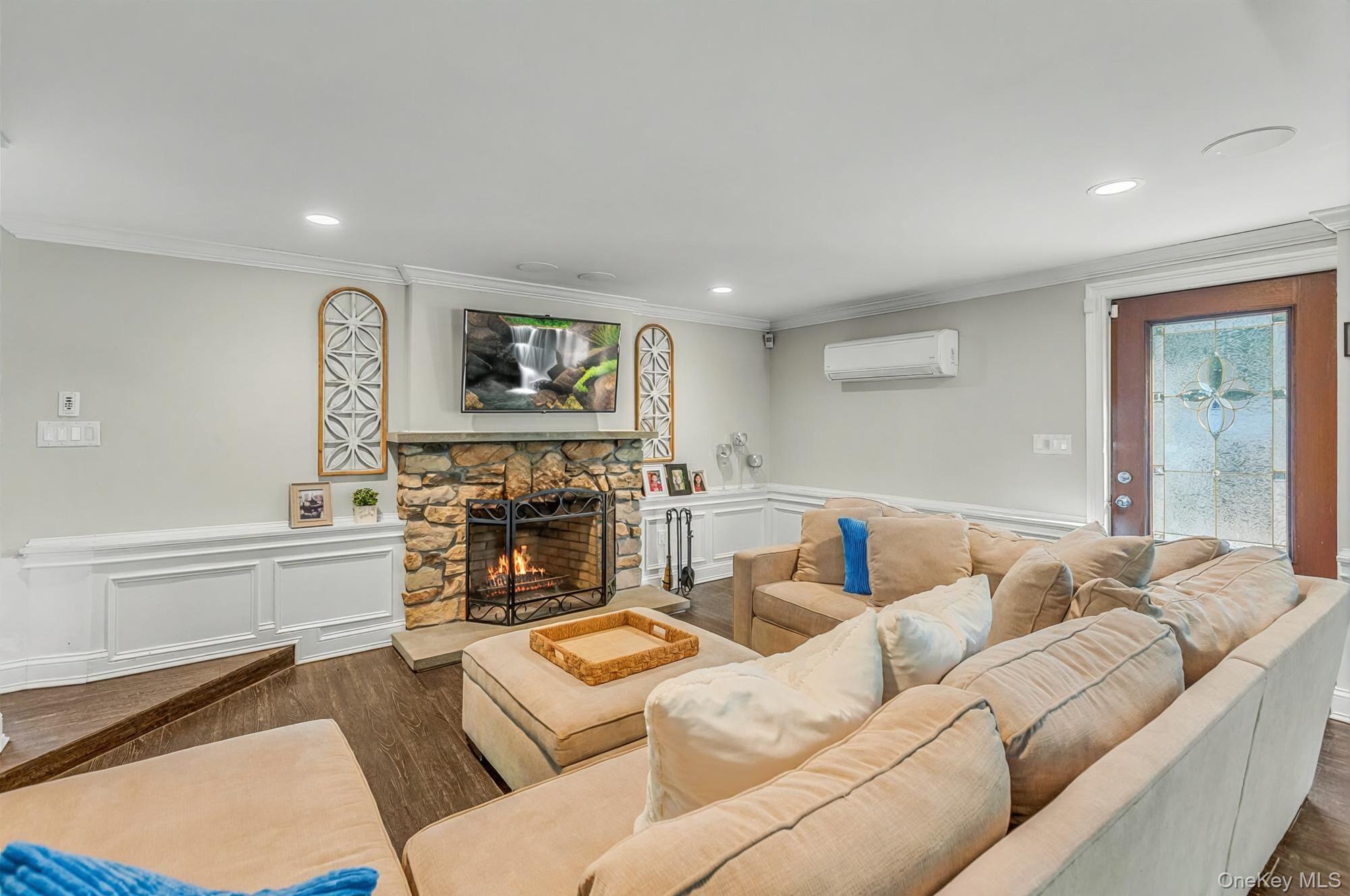 #7 photo, 93 Gibbs Pond Road, サフォーク郡 Nesconset , NY 11767