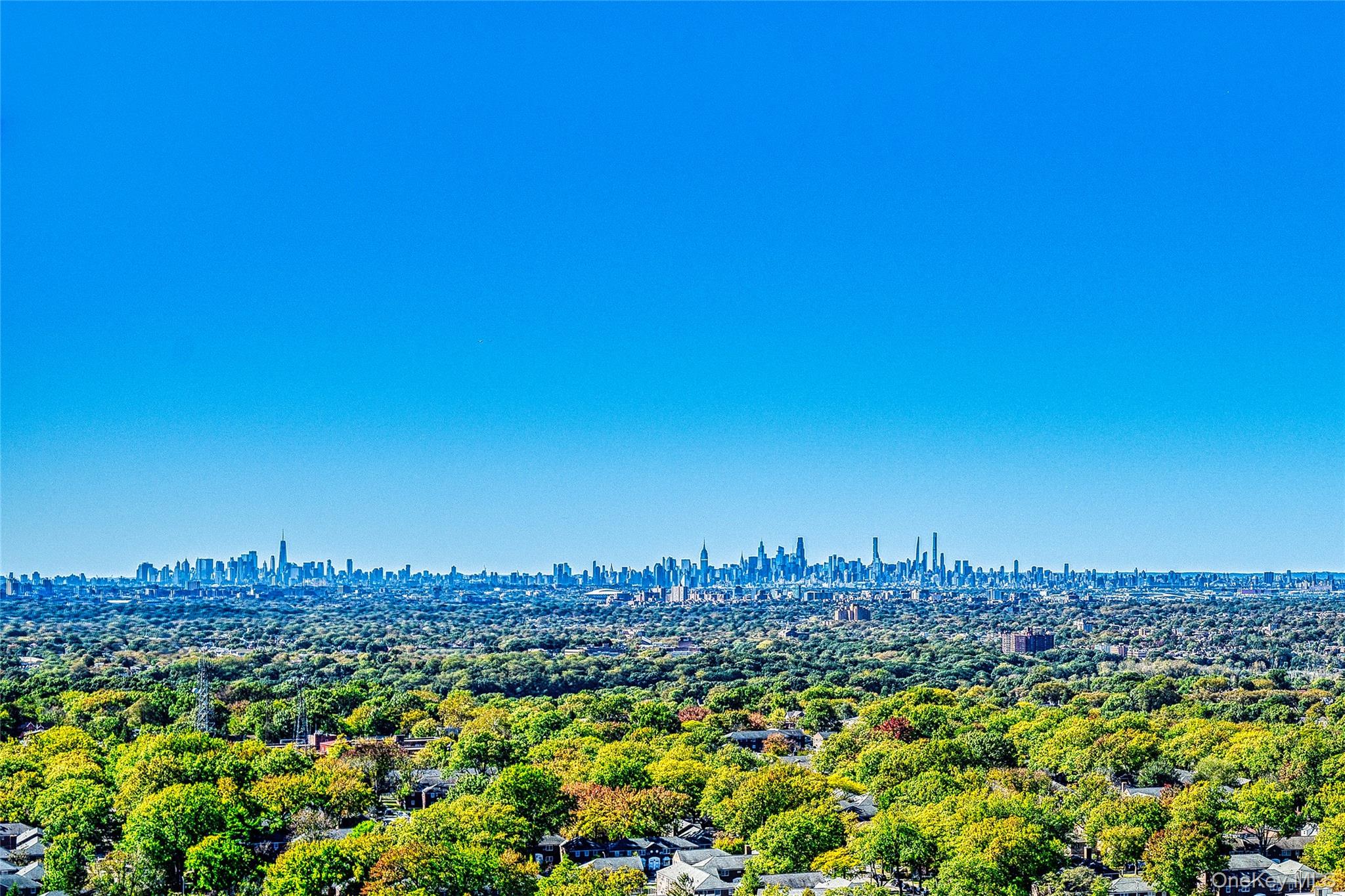 #11 photo, 269-10 Grand Central Parkway, クイーンズ区 Floral Park , NY 11005