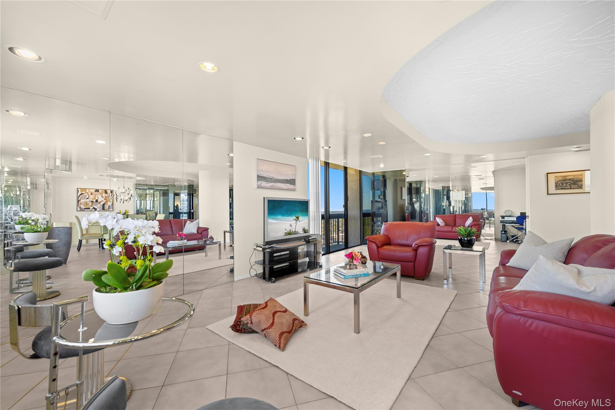 #14 photo, 269-10 Grand Central Parkway, クイーンズ区 Floral Park , NY 11005