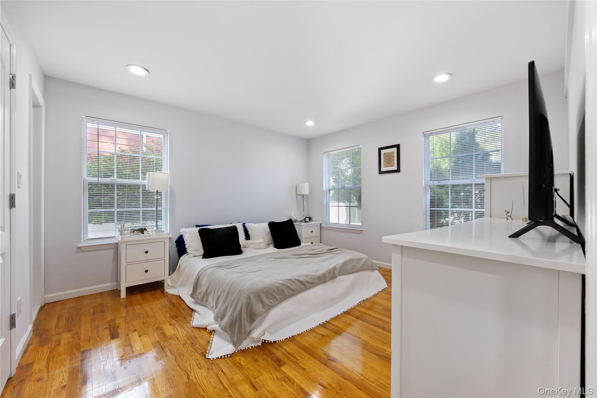 #10 photo, 22 Dunwood Road, ナッソー郡 Port Washington , NY 11050