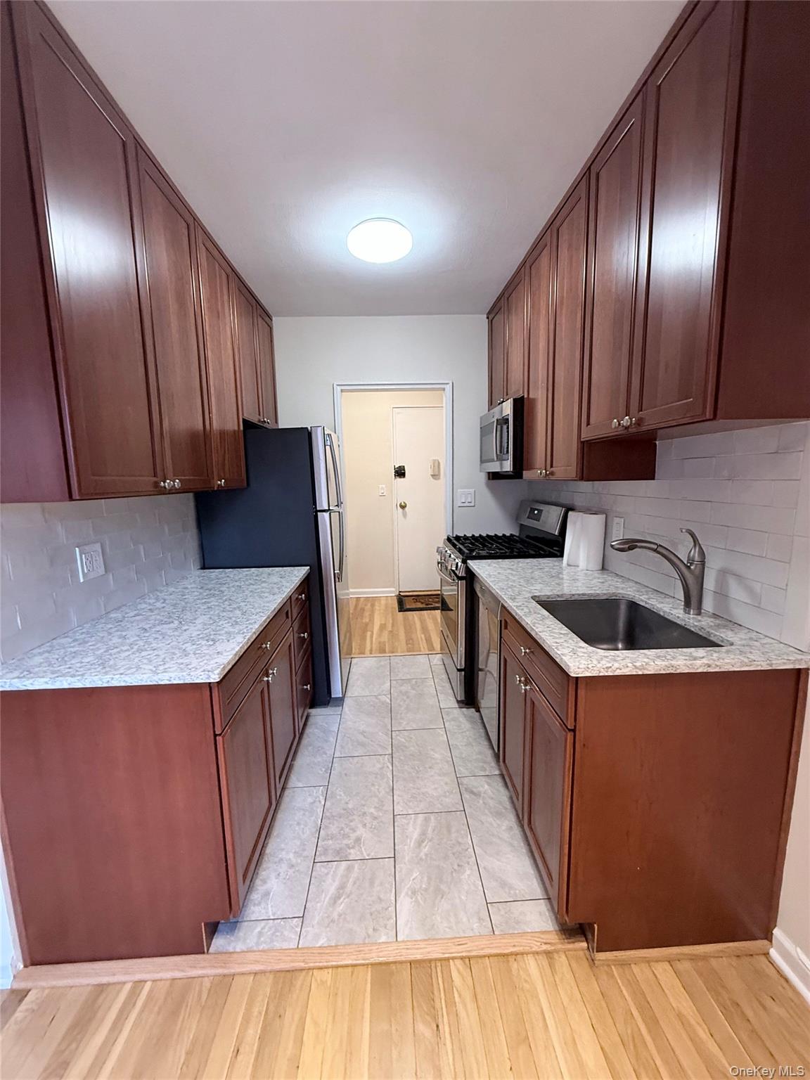 #1 photo, 1133 Midland Avenue, Bronxville , NY 10708