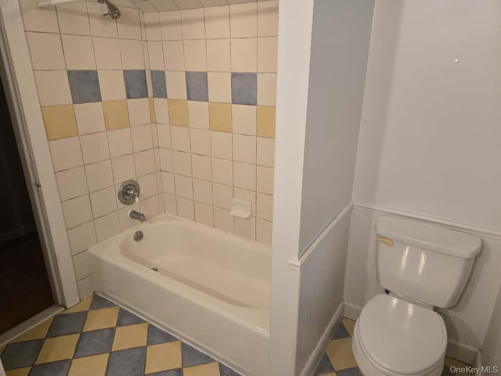 #19 photo, 14 Viola Road, Suffern , NY 10901