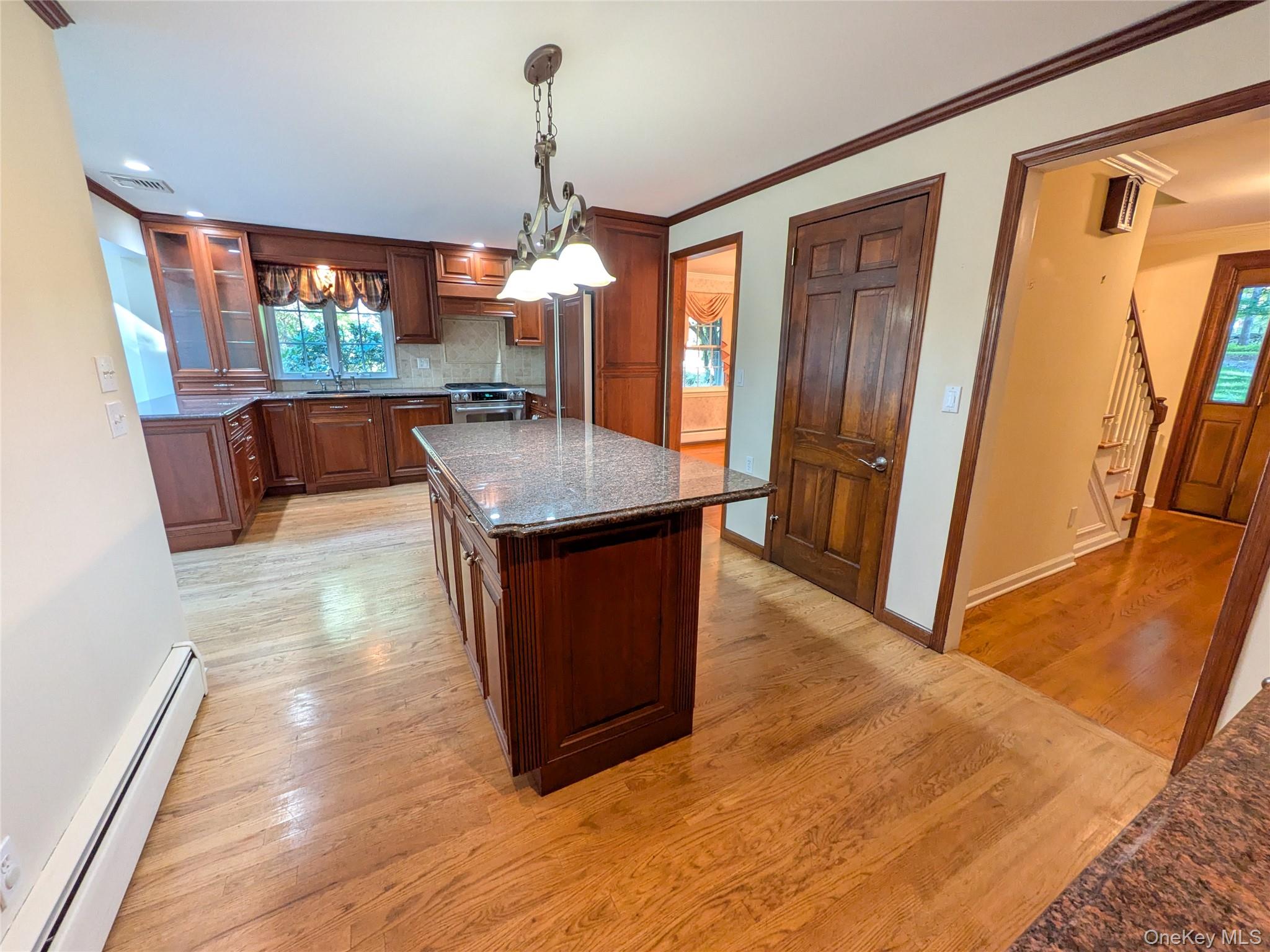 #10 photo, 31 Mile Road, Suffern , NY 10901