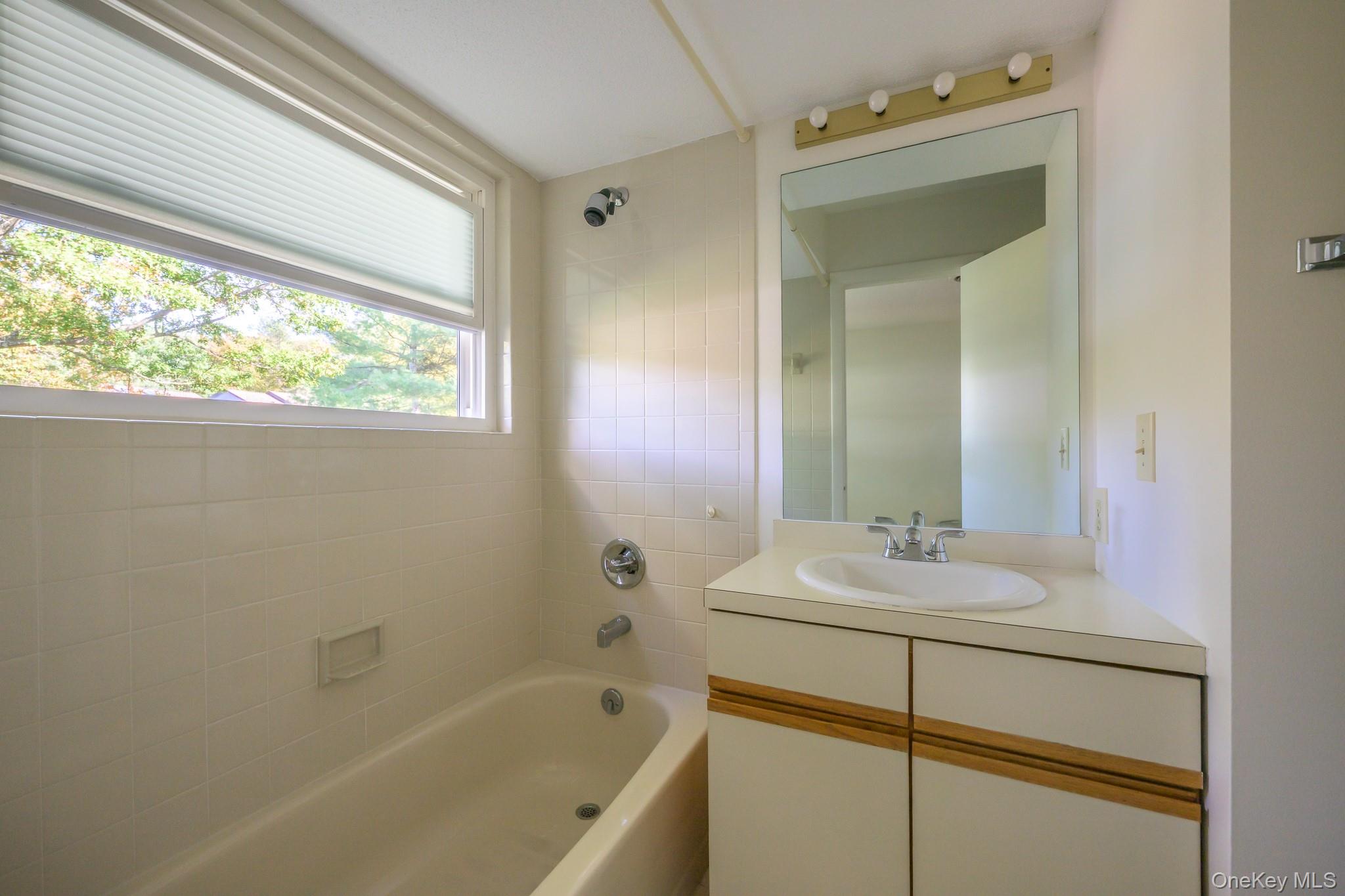 #17 photo, 14 Pond Drive, Rhinebeck , NY 12572