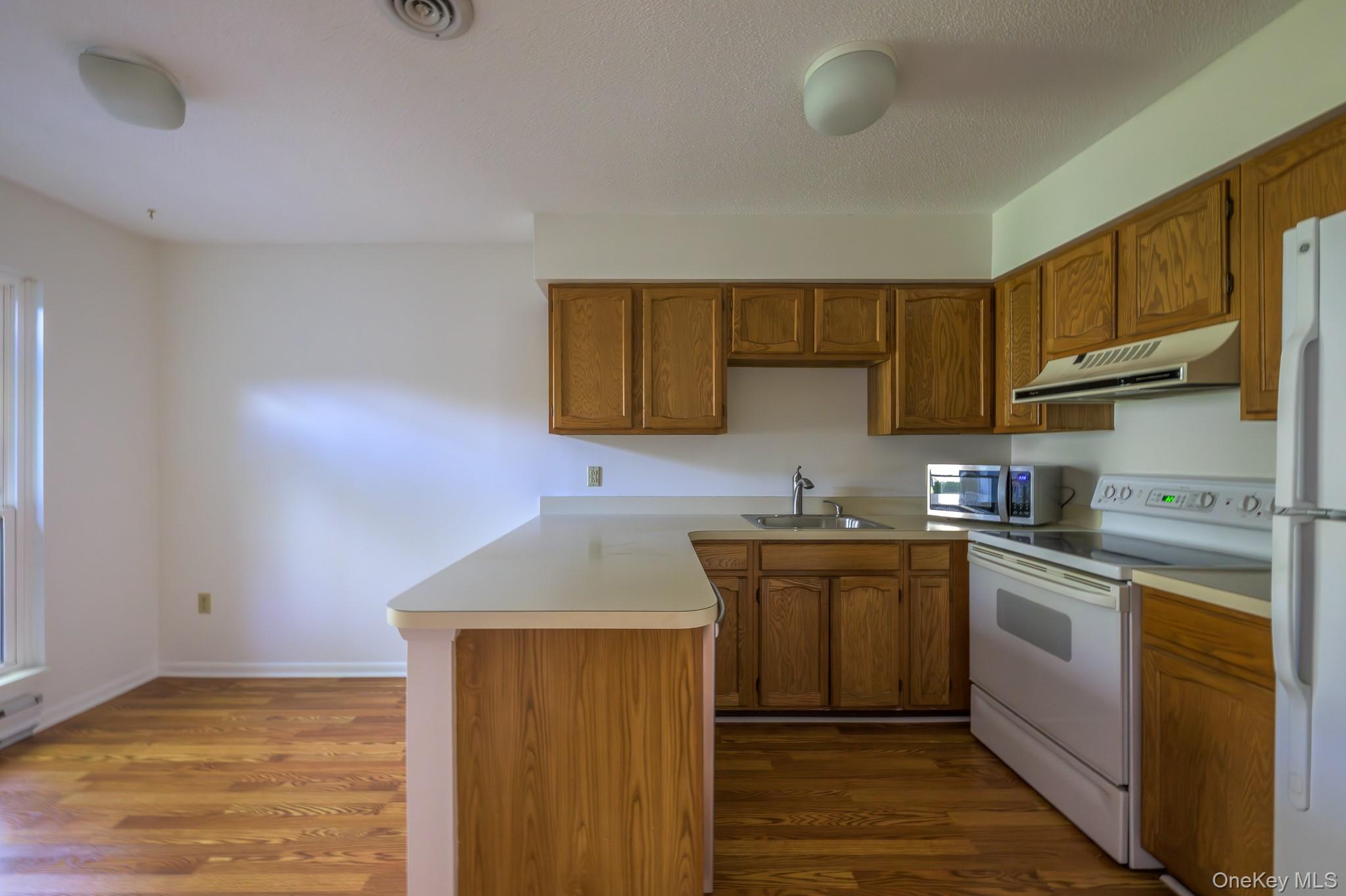 #3 photo, 14 Pond Drive, Rhinebeck , NY 12572