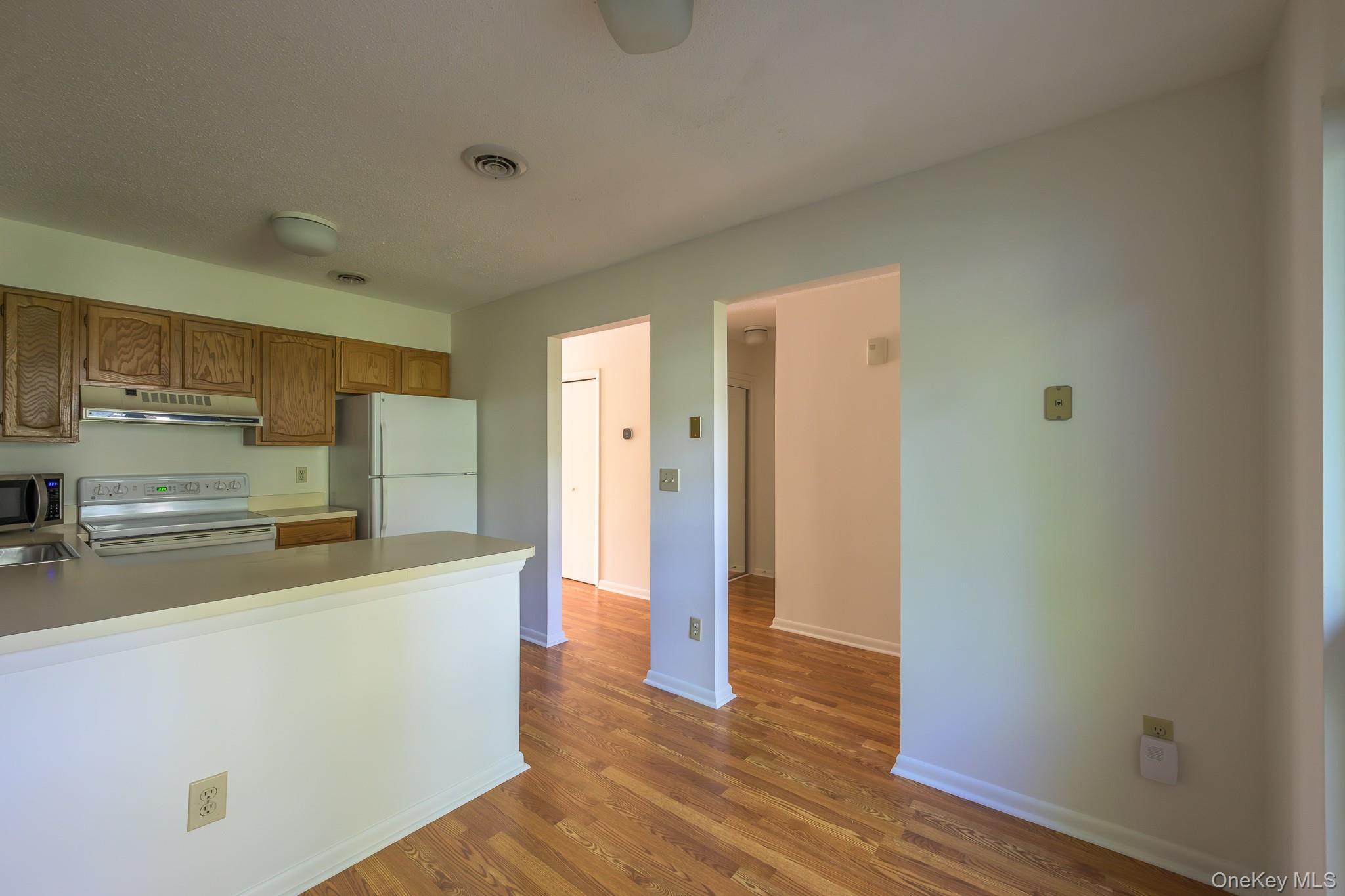 #5 photo, 14 Pond Drive, Rhinebeck , NY 12572