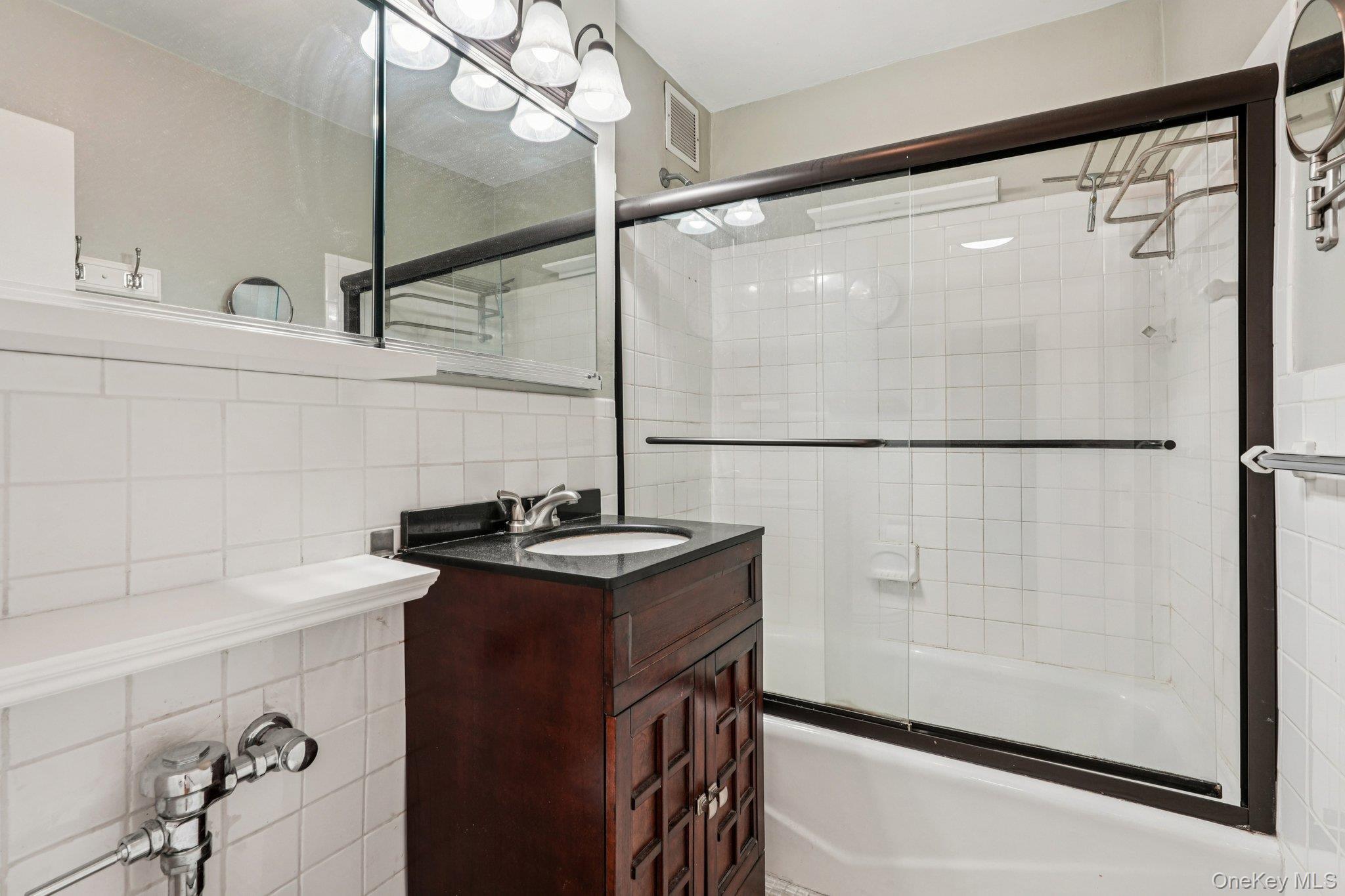 #10 photo, 16 Lake Street, White Plains , NY 10603