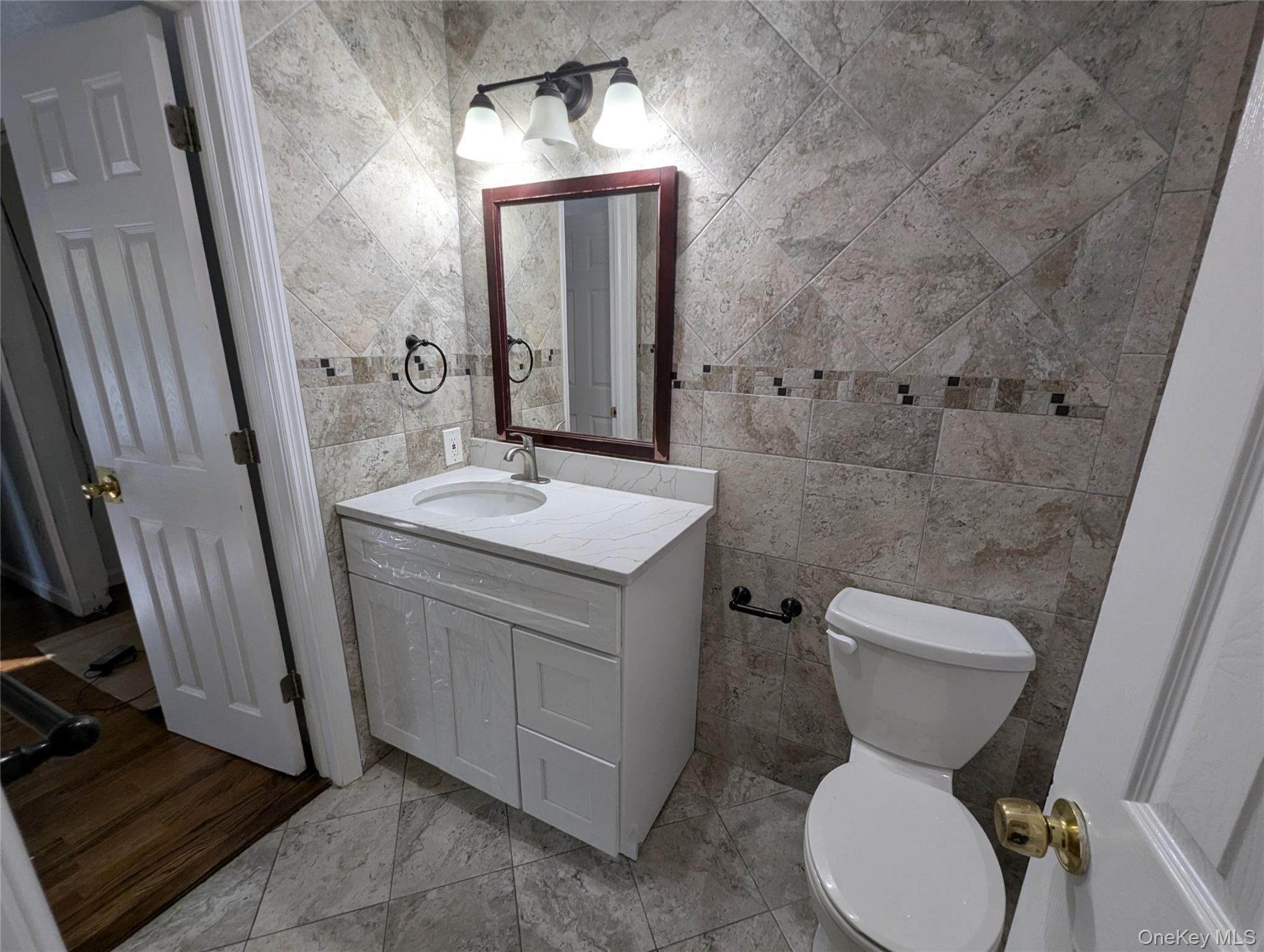 #14 photo, 144 Sequoia Drive, サフォーク郡 Coram , NY 11727