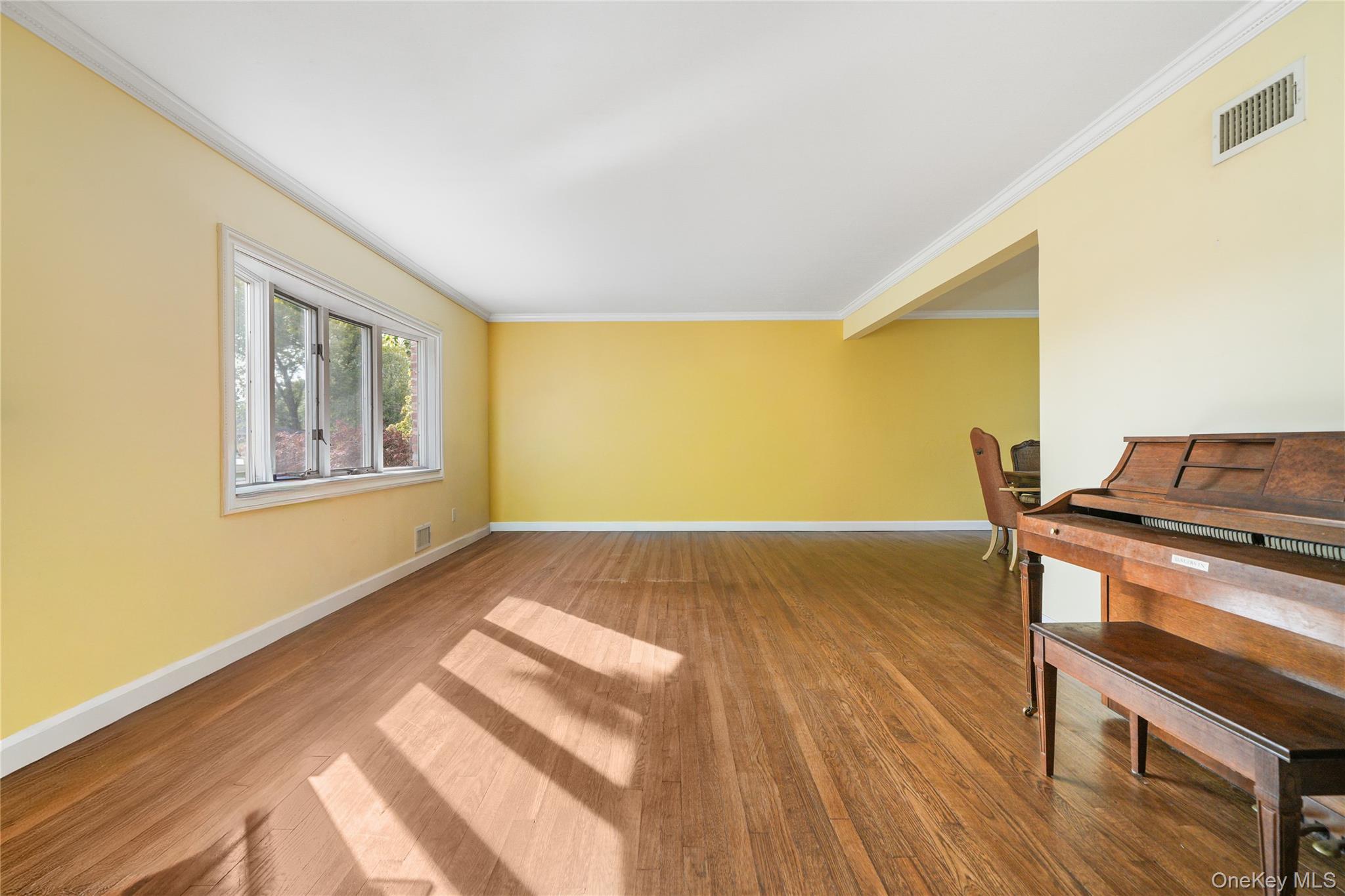 #10 photo, 11 Fern Oval, Orangeburg , NY 10962