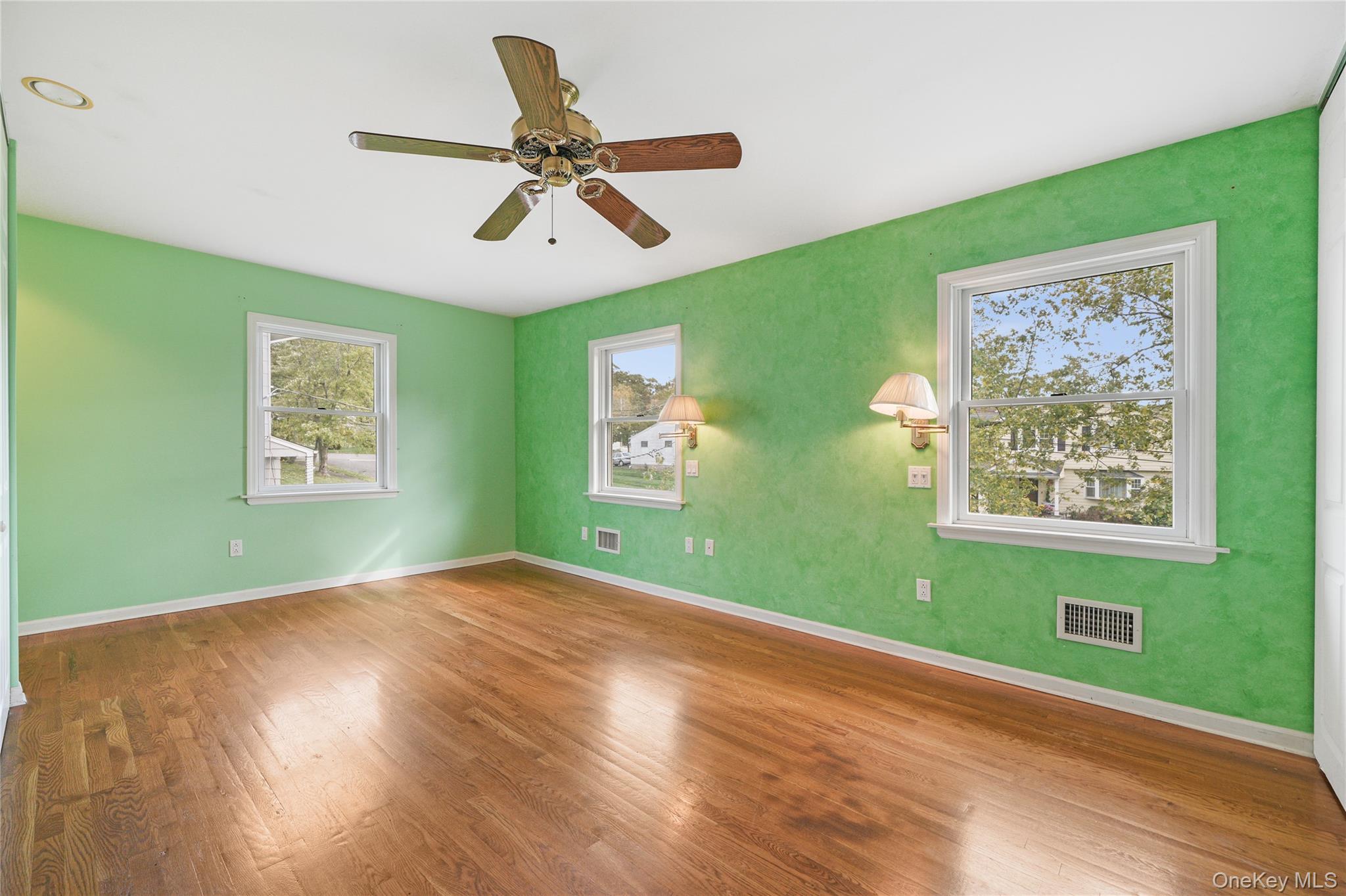 #18 photo, 11 Fern Oval, Orangeburg , NY 10962