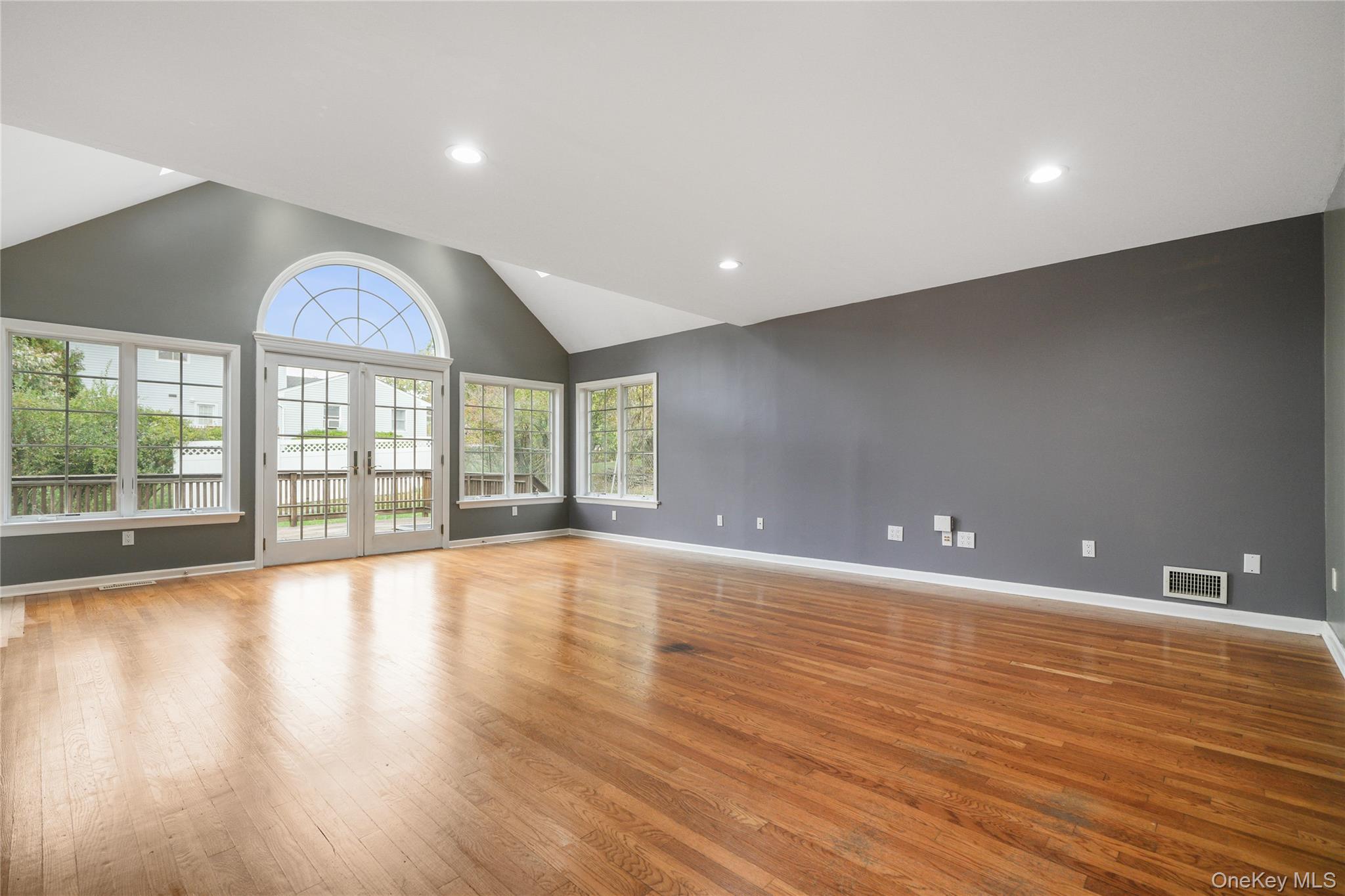 #3 photo, 11 Fern Oval, Orangeburg , NY 10962