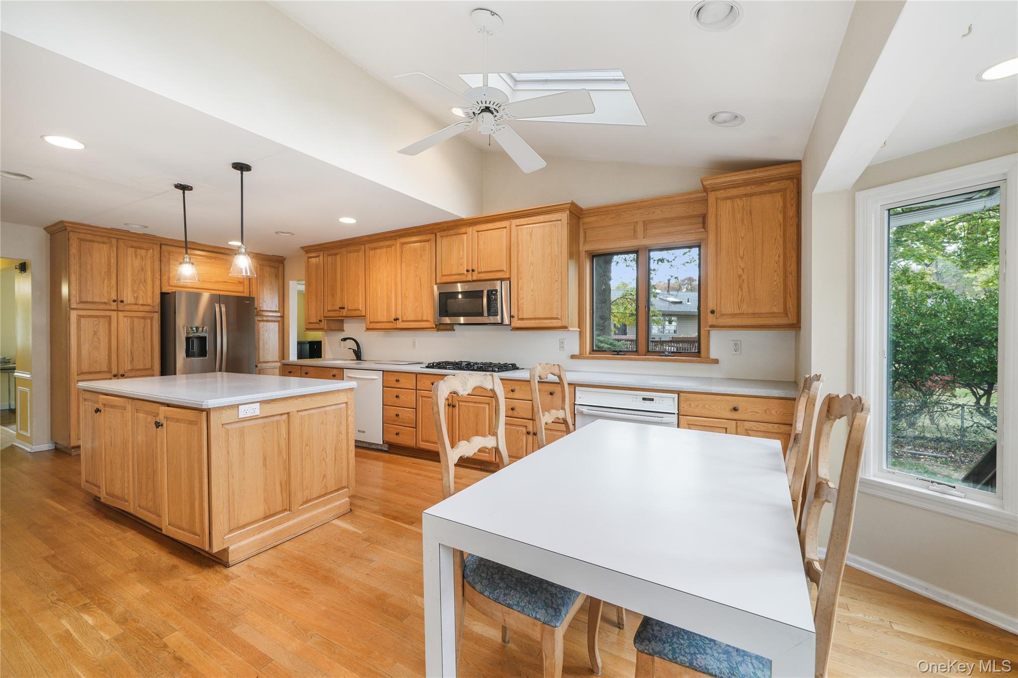 #8 photo, 11 Fern Oval, Orangeburg , NY 10962