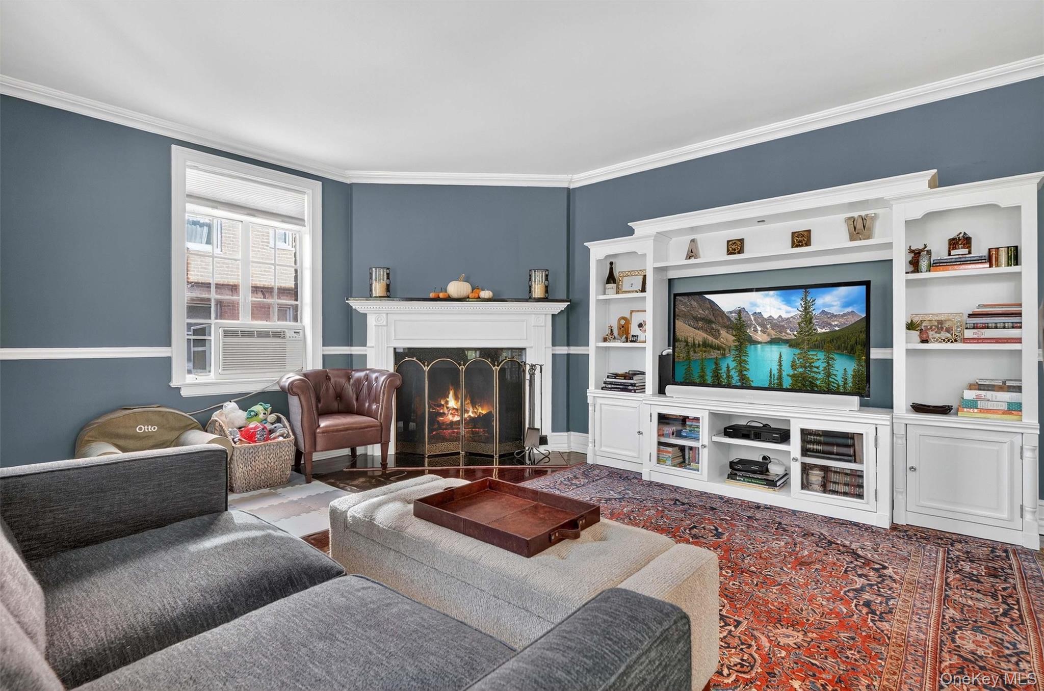 #9 photo, 20 N Broadway, White Plains , NY 10601