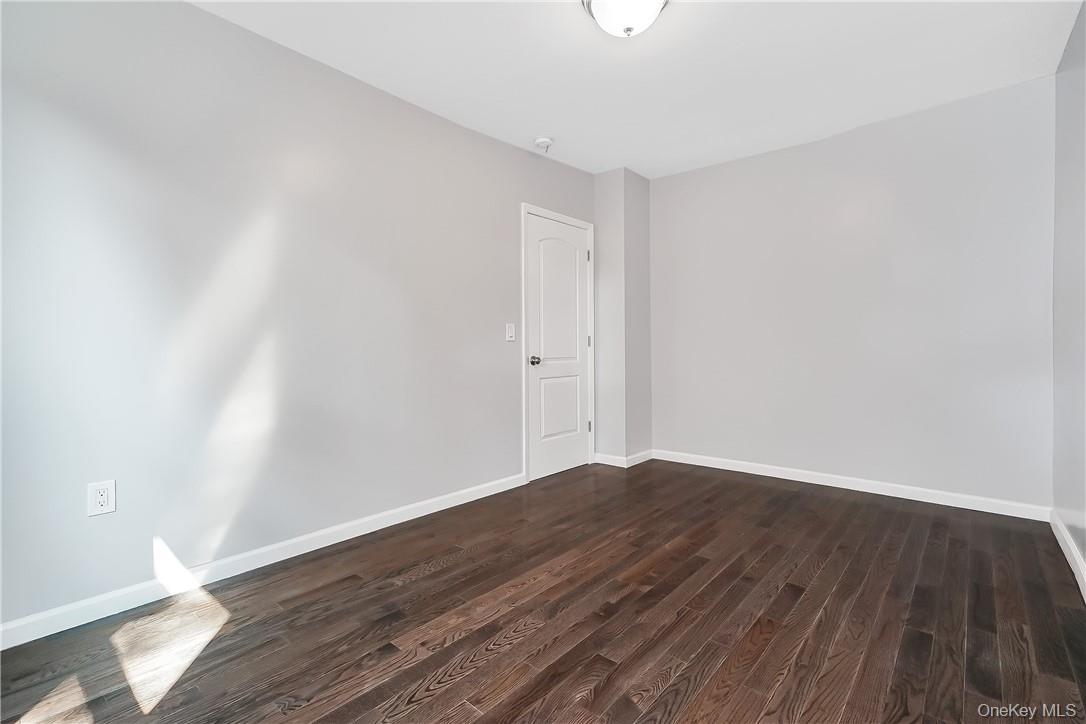 #11 photo, 192 Ashford Avenue, Dobbs Ferry , NY 10522