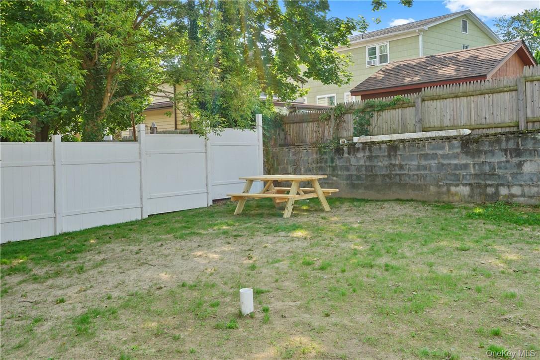 #12 photo, 192 Ashford Avenue, Dobbs Ferry , NY 10522