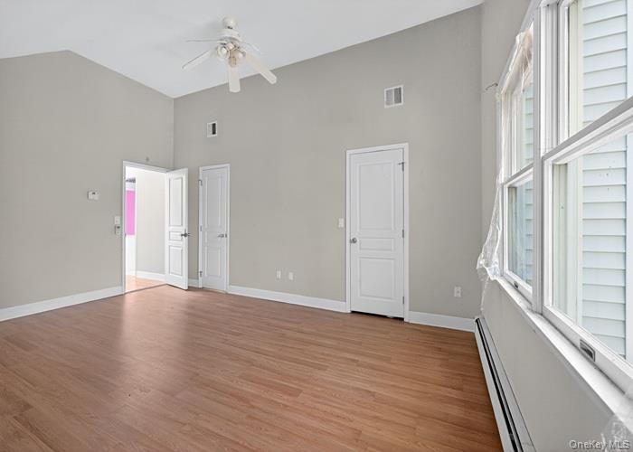 #17 photo, 168 Hickory Street, サフォーク郡 Port Jefferson Station , NY 11776