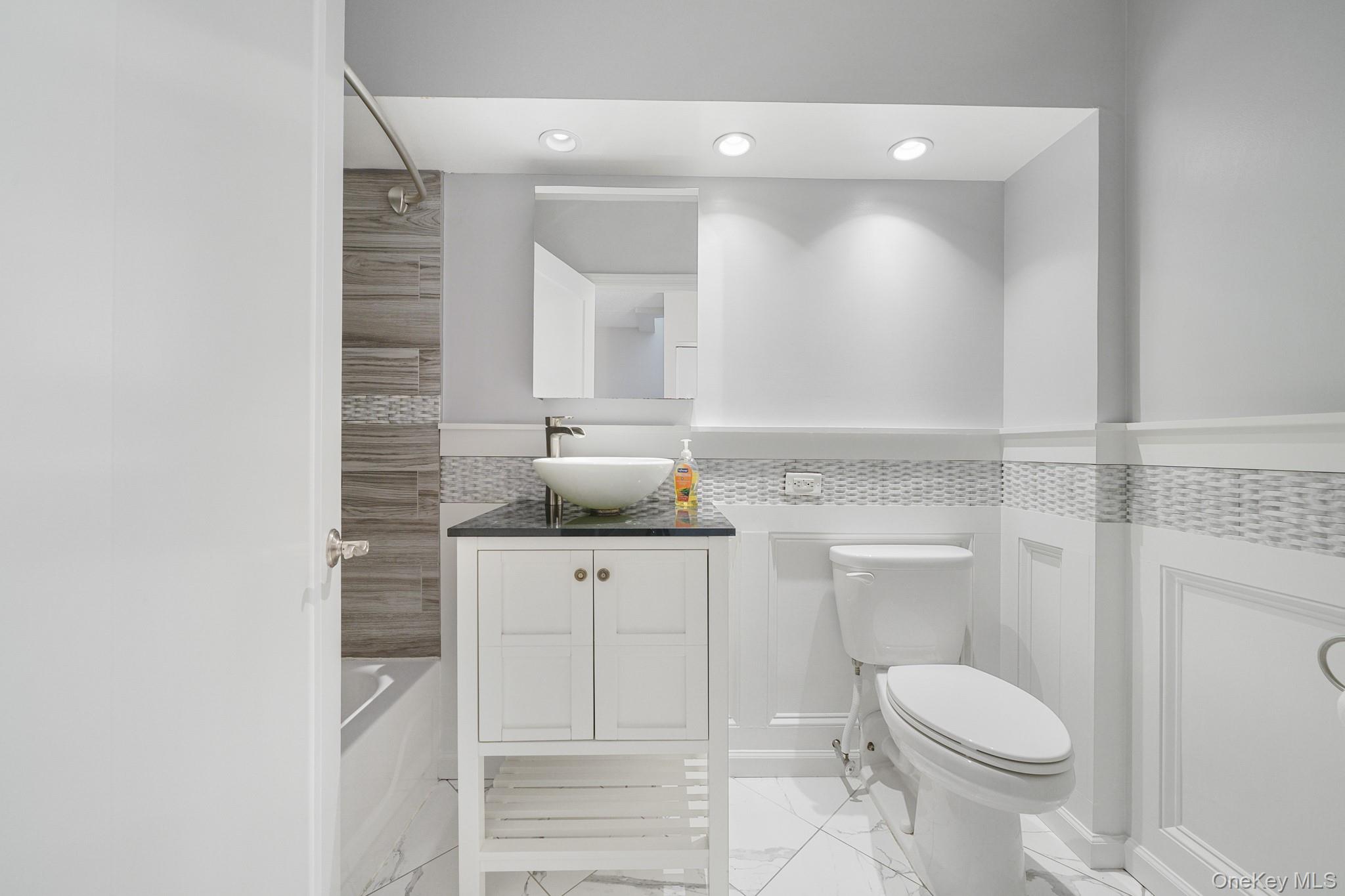 #13 photo, 1 Landmark Square, Port Chester , NY 10573