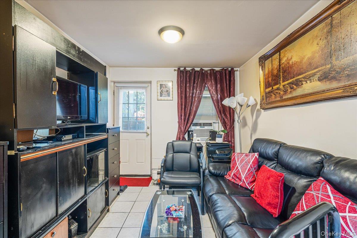 #5 photo, 2036 47th Street, Astoria , NY 11105