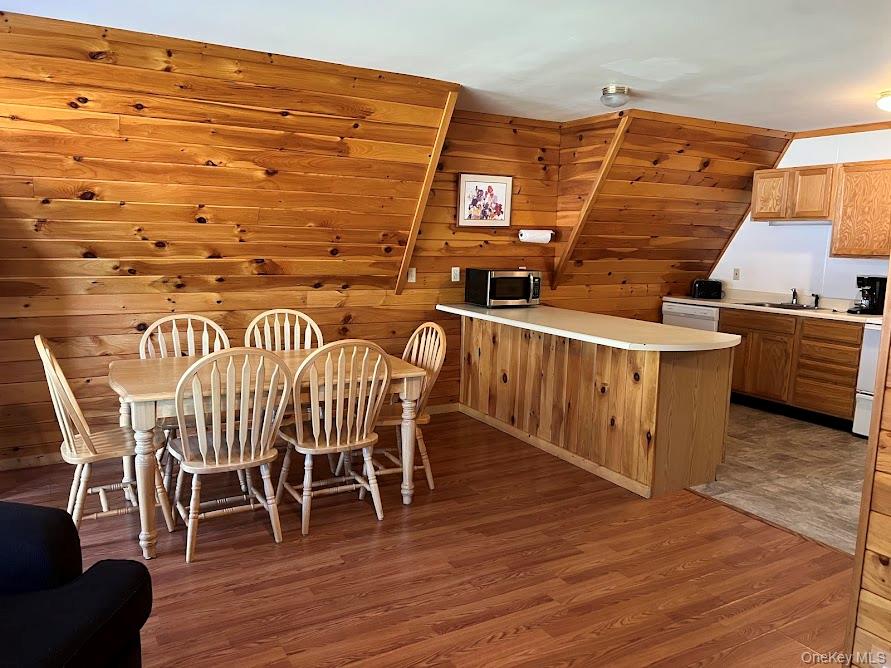 #13 photo, 2354 Rt 9n, Lake George , NY 12845