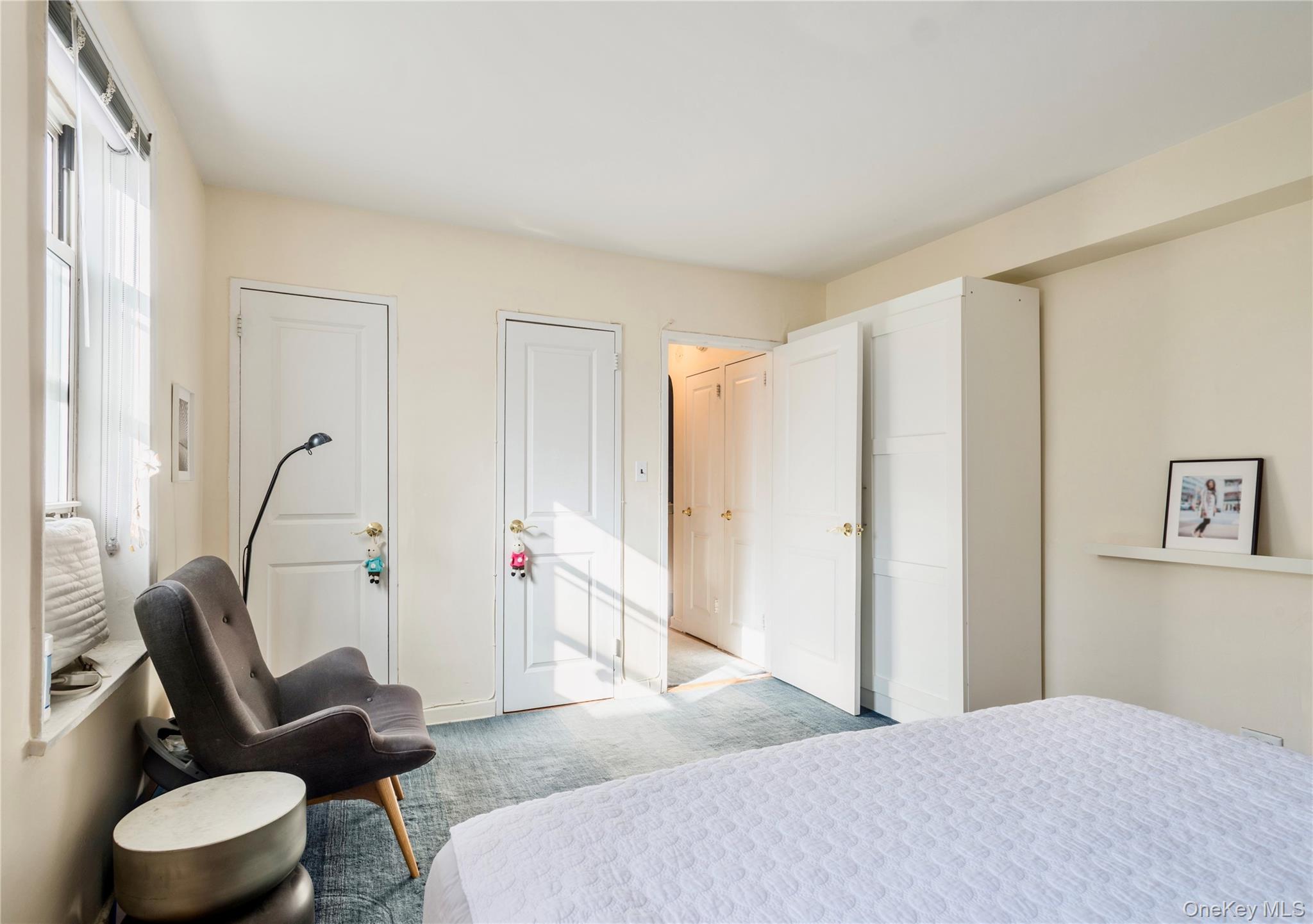 #4 photo, 72-61 113th Street, クイーンズ区 Forest Hills , NY 11375