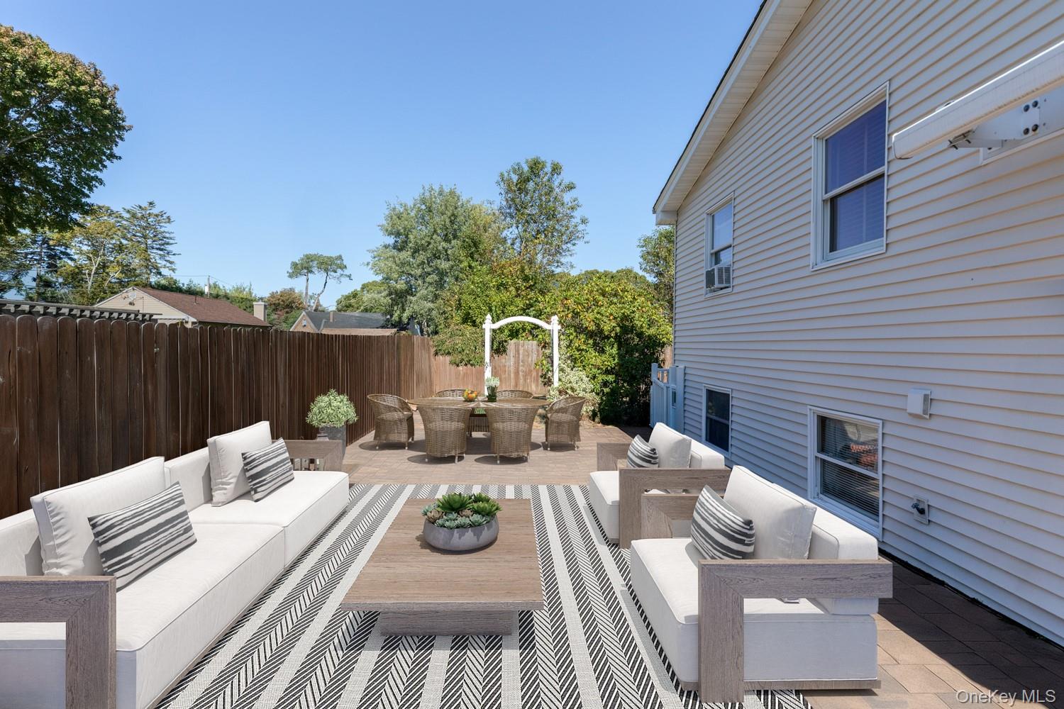 #17 photo, 3 Hoover Court, サフォーク郡 Mastic , NY 11950