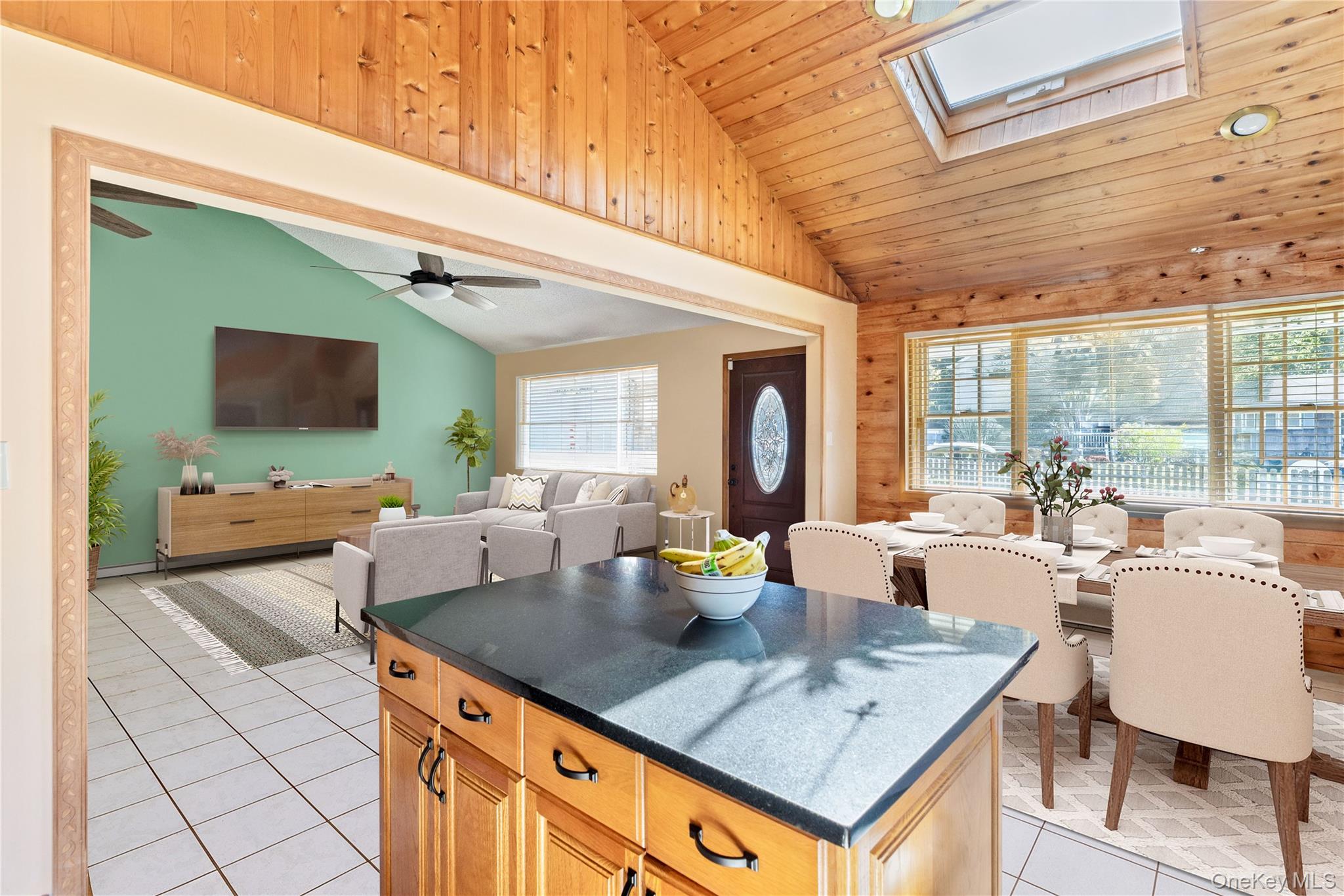 #4 photo, 3 Hoover Court, サフォーク郡 Mastic , NY 11950