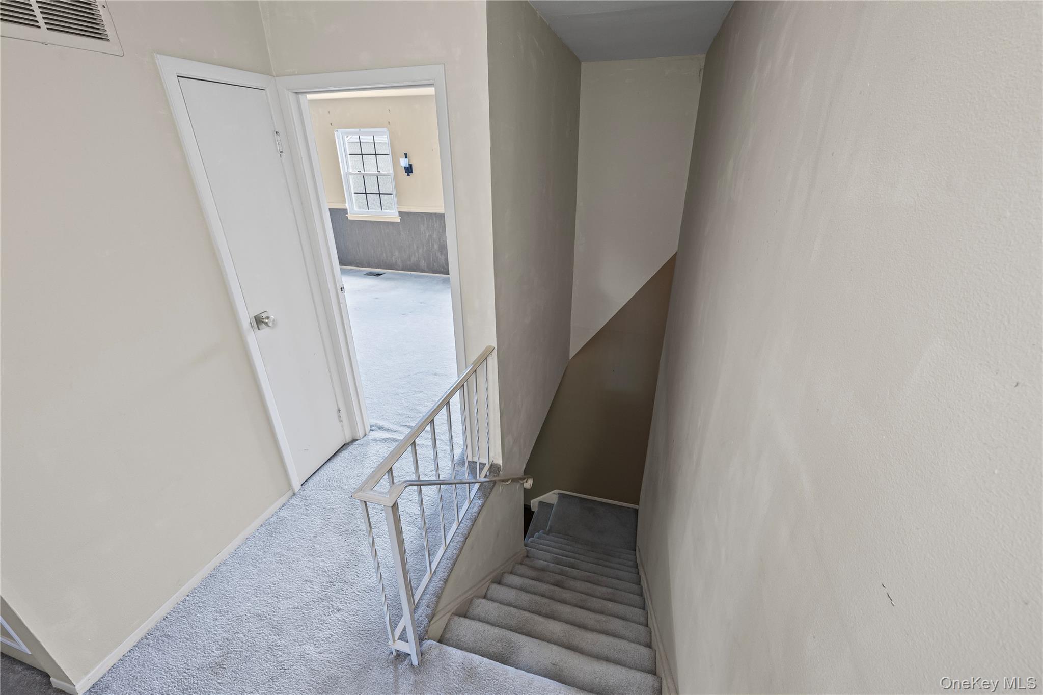 #20 photo, 78 Hayloft Court, Huntington Station , NY 11746