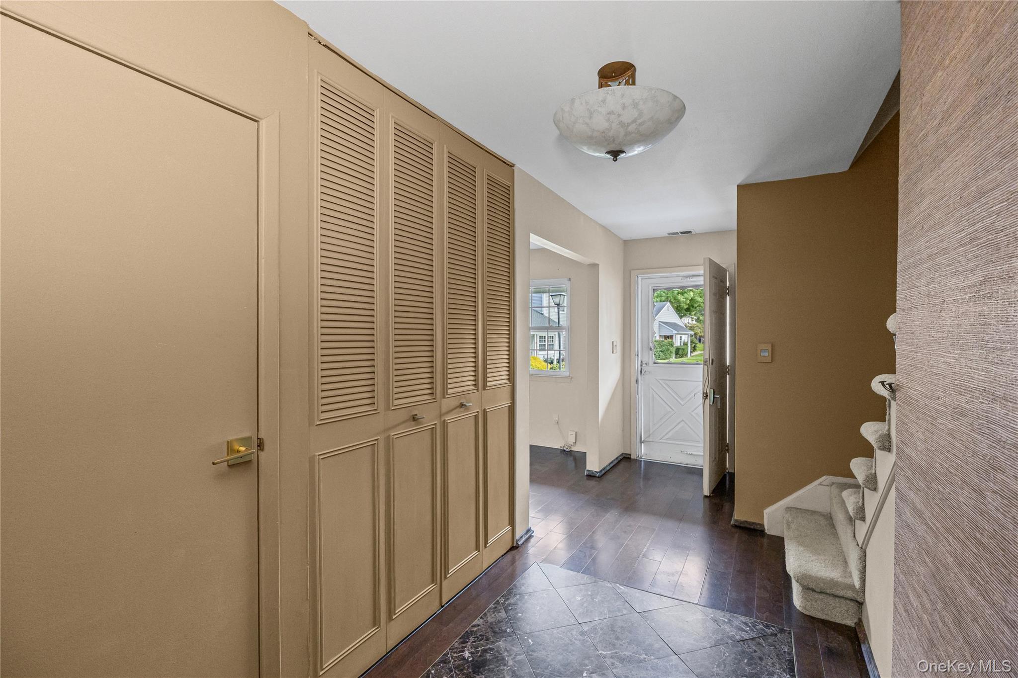 #5 photo, 78 Hayloft Court, Huntington Station , NY 11746