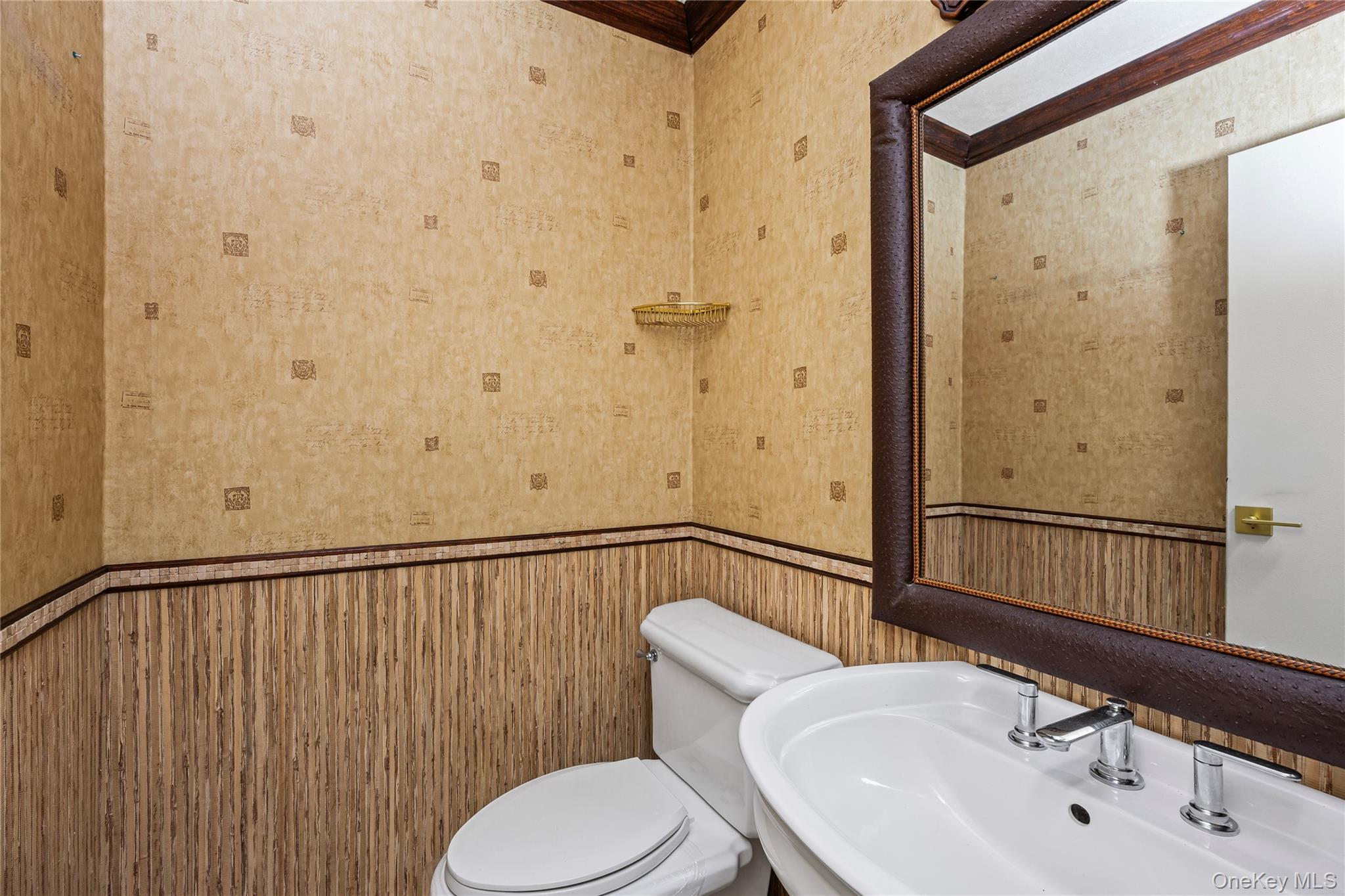 #7 photo, 78 Hayloft Court, Huntington Station , NY 11746