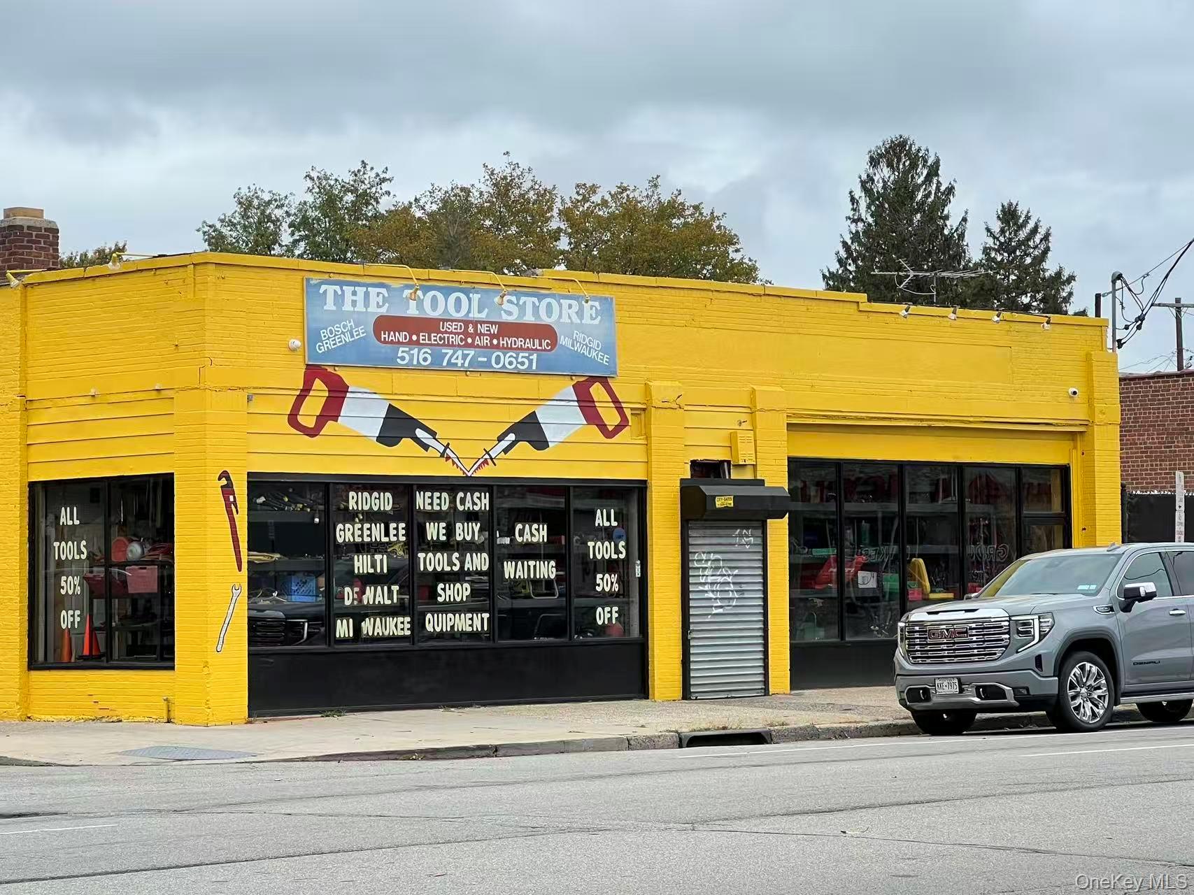 #1 photo, 490 Jericho Turnpike, ナッソー郡 Mineola , NY 11501