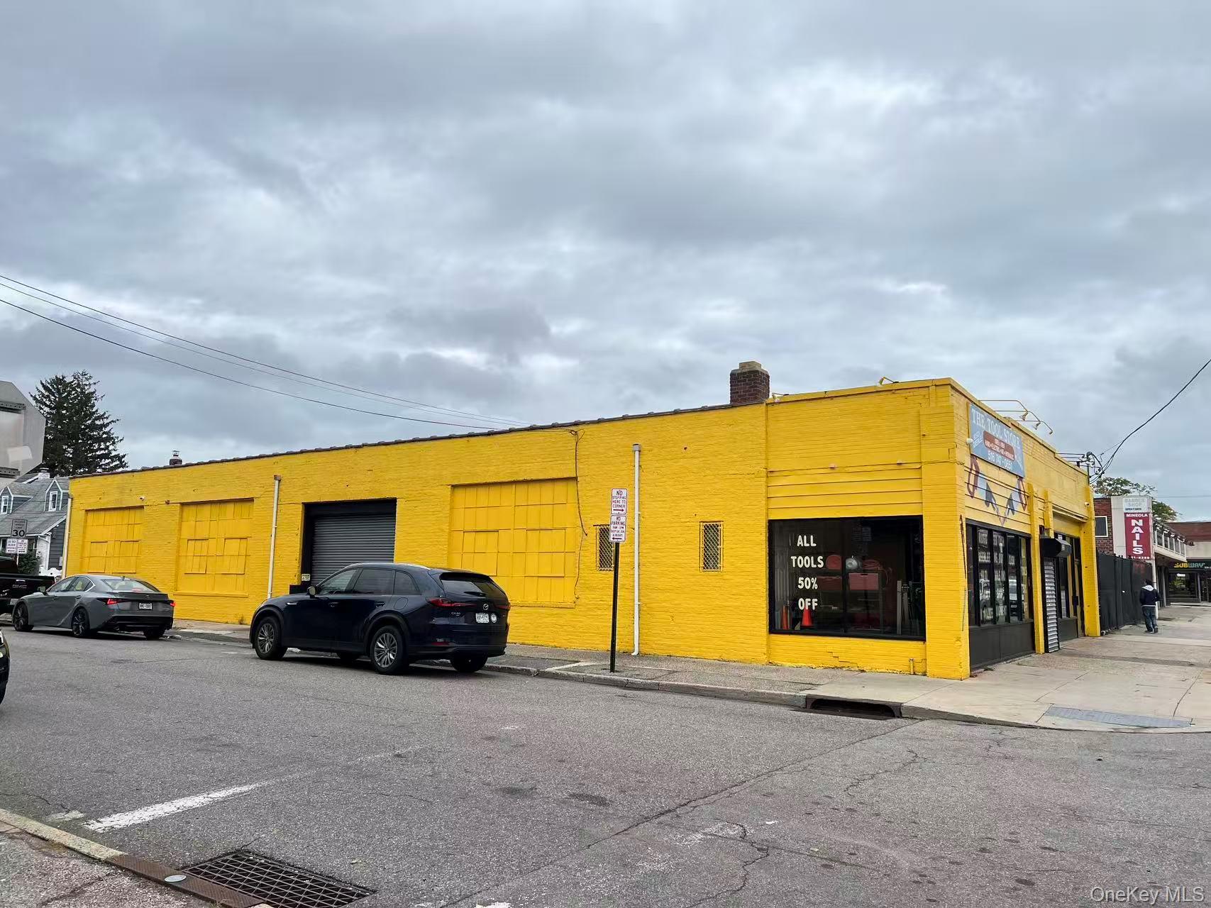 #4 photo, 490 Jericho Turnpike, ナッソー郡 Mineola , NY 11501