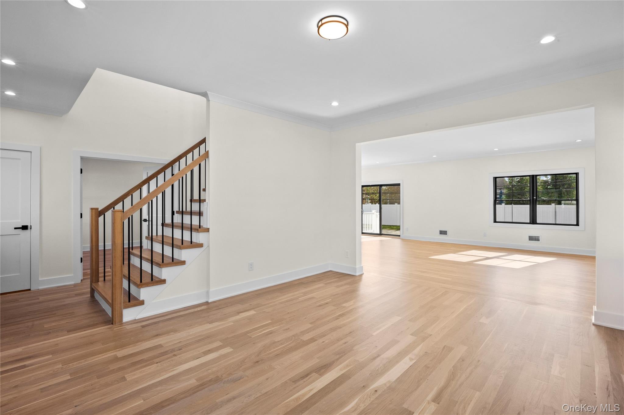 #12 photo, 38 Eldorado Boulevard, ナッソー郡 Plainview , NY 11803