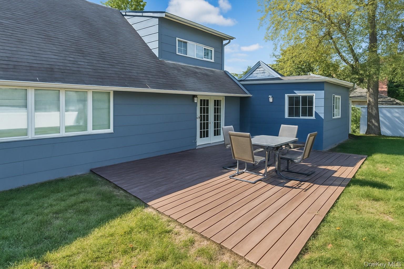 #11 photo, 93 Page Lane, ナッソー郡 Westbury , NY 11590