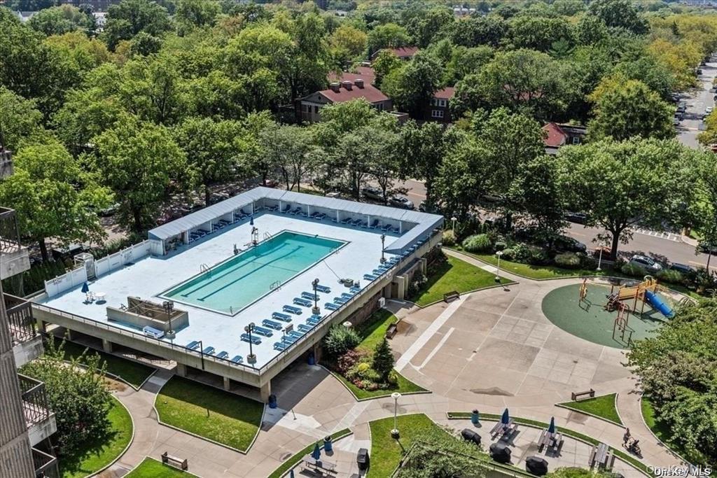 #14 photo, 152-18 Union Turnpike, Kew Garden Hills , NY 11367