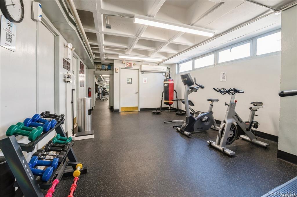 #15 photo, 152-18 Union Turnpike, Kew Garden Hills , NY 11367