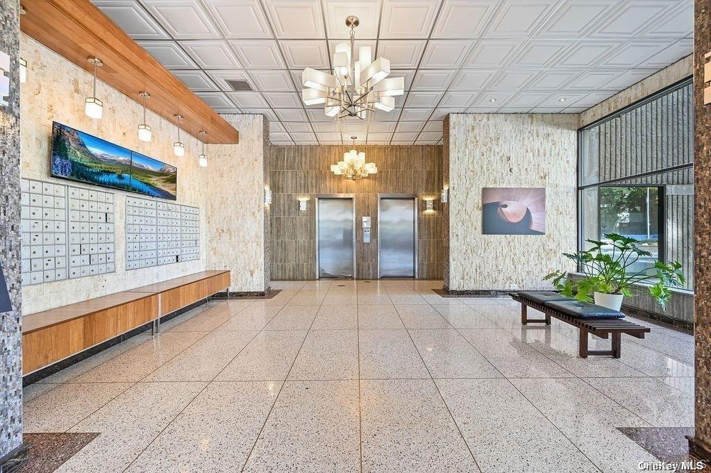 #18 photo, 152-18 Union Turnpike, Kew Garden Hills , NY 11367