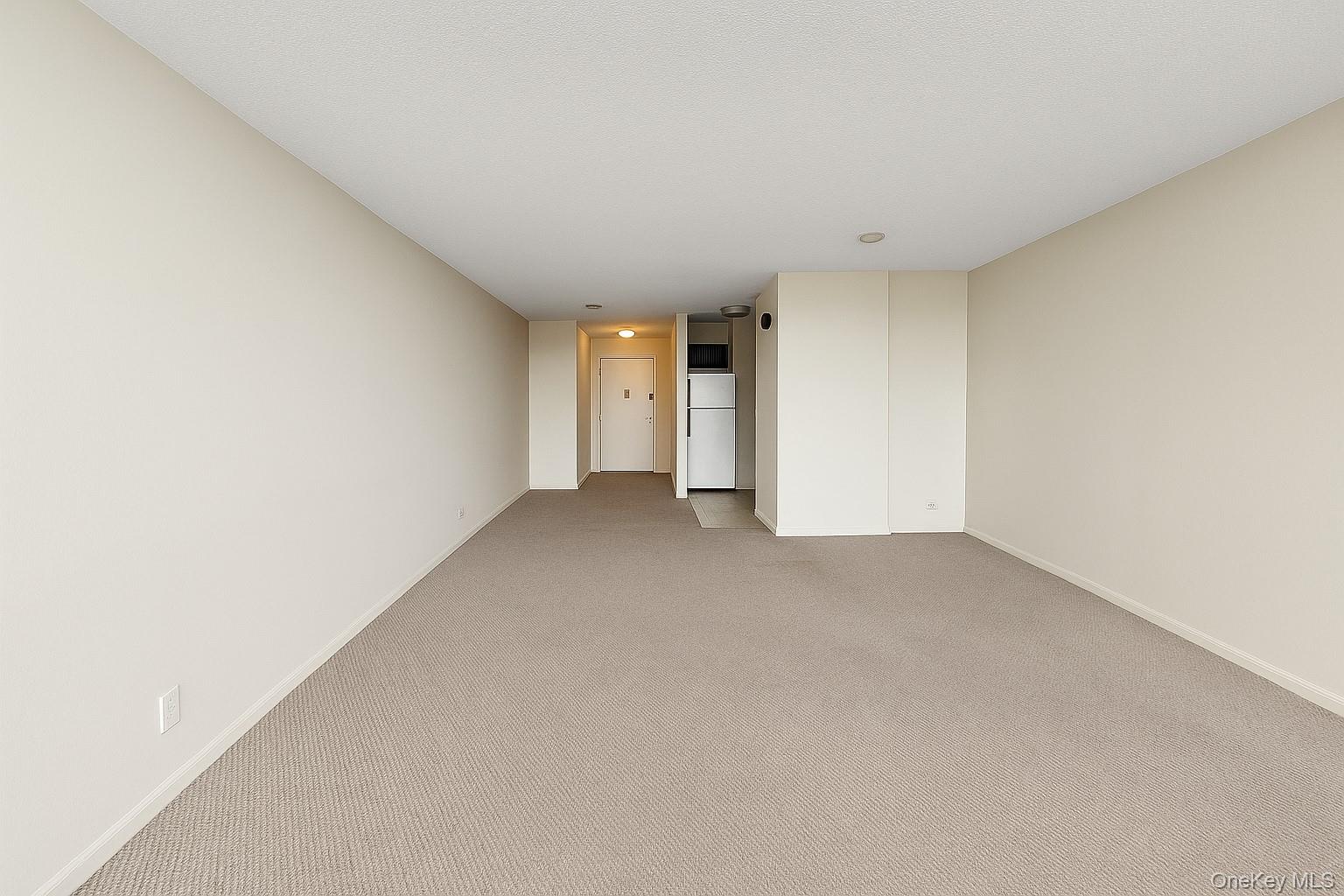 #7 photo, 152-18 Union Turnpike, Kew Garden Hills , NY 11367